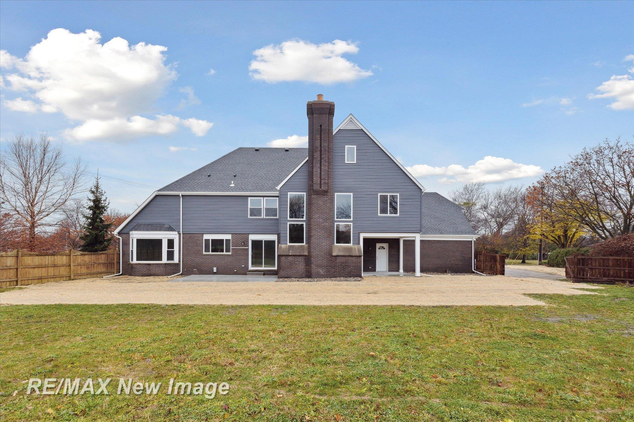 60 Golfview Drive, Saginaw, MI 48638 — Photo 45