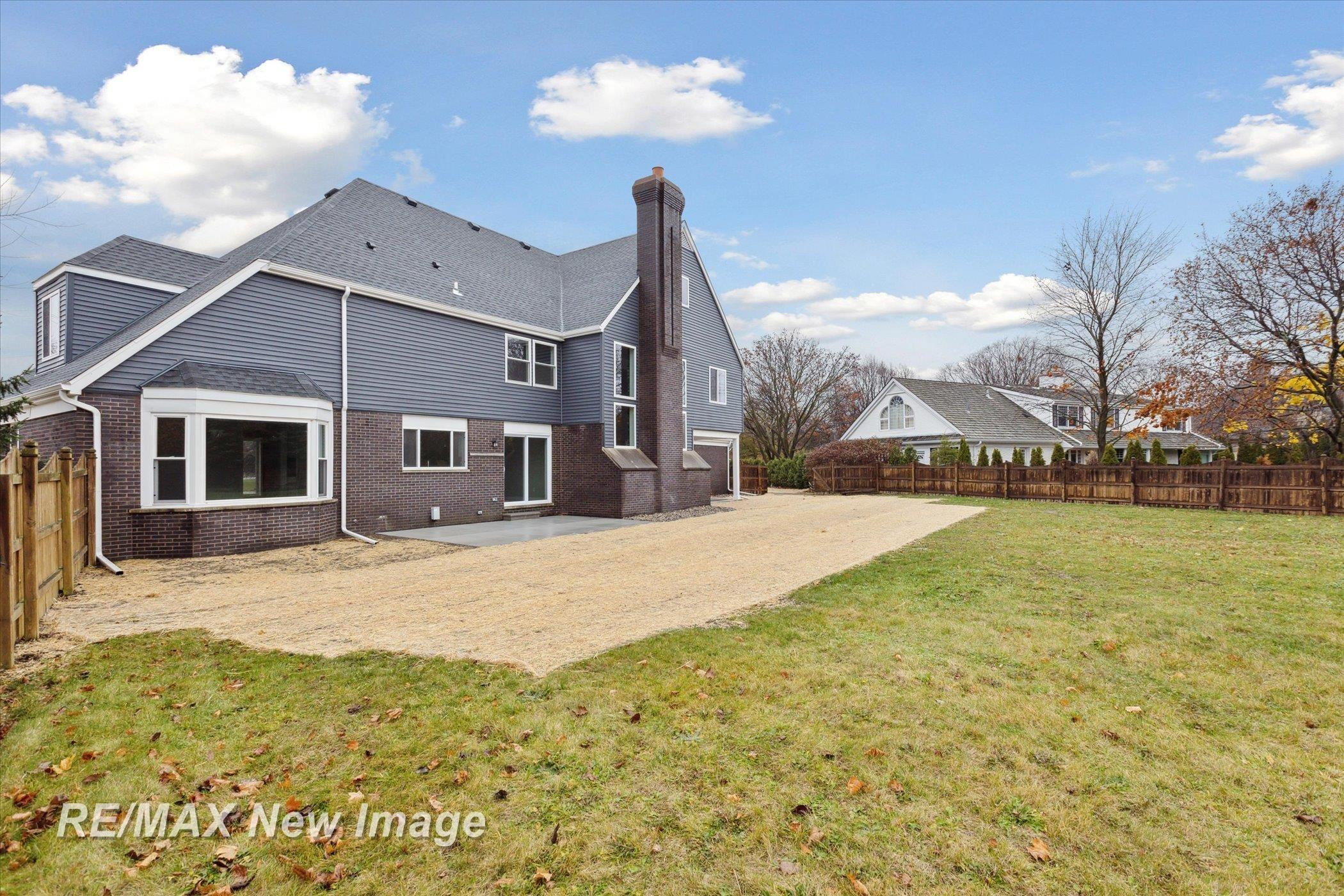 60 Golfview Drive, Saginaw, MI 48638 — Photo 46