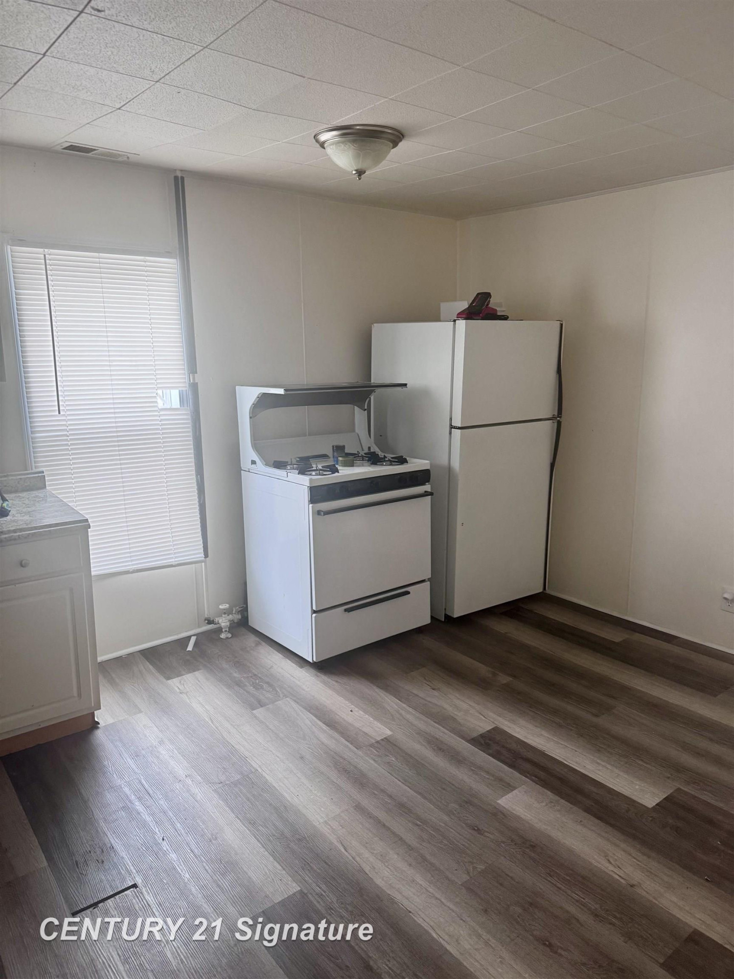 300 S Farragut Street, Bay City, MI 48708 — Photo 6