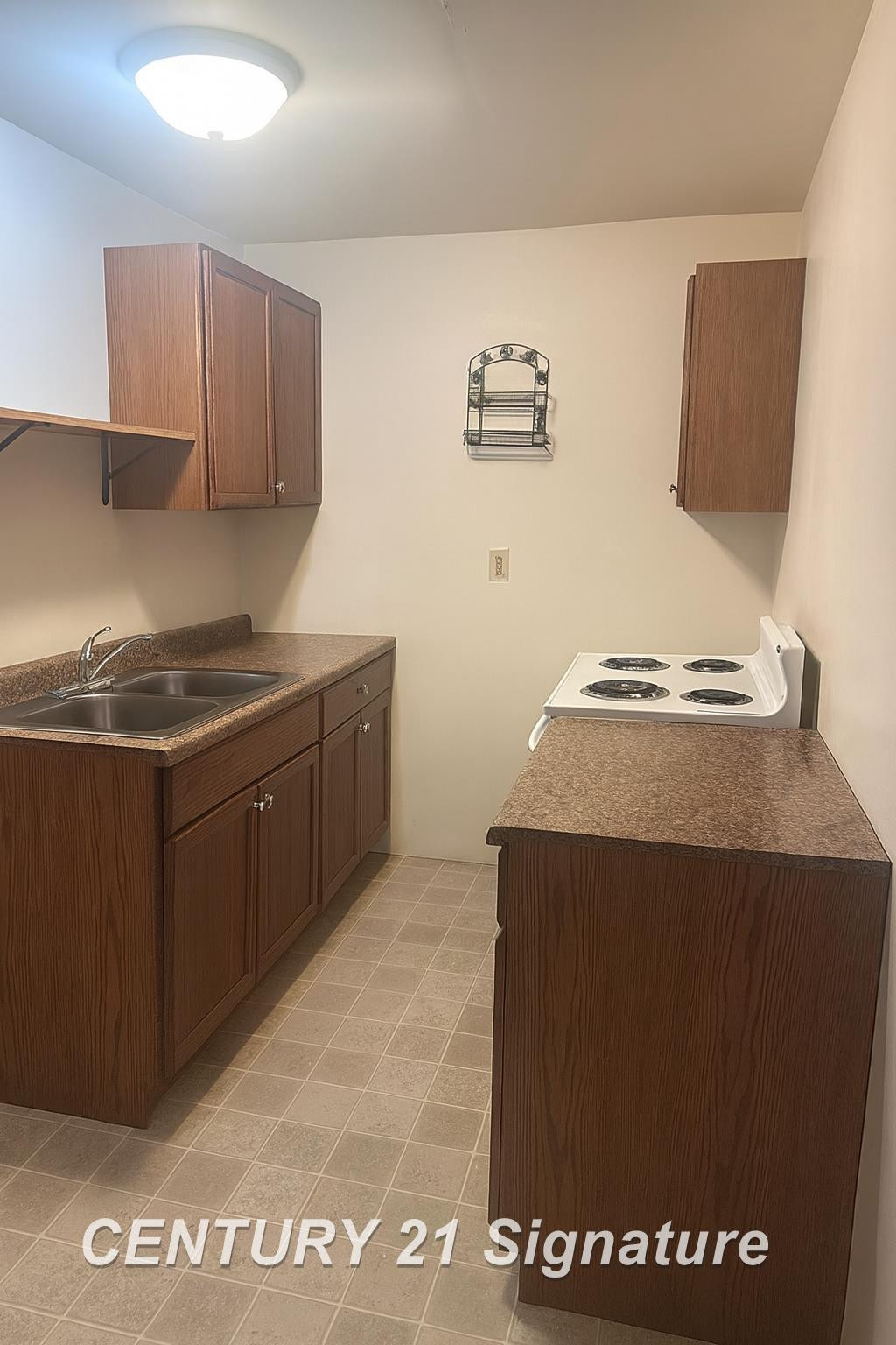 300 S Farragut Street, Bay City, MI 48708 — Photo 10