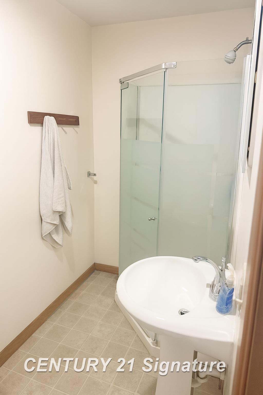 300 S Farragut Street, Bay City, MI 48708 — Photo 11