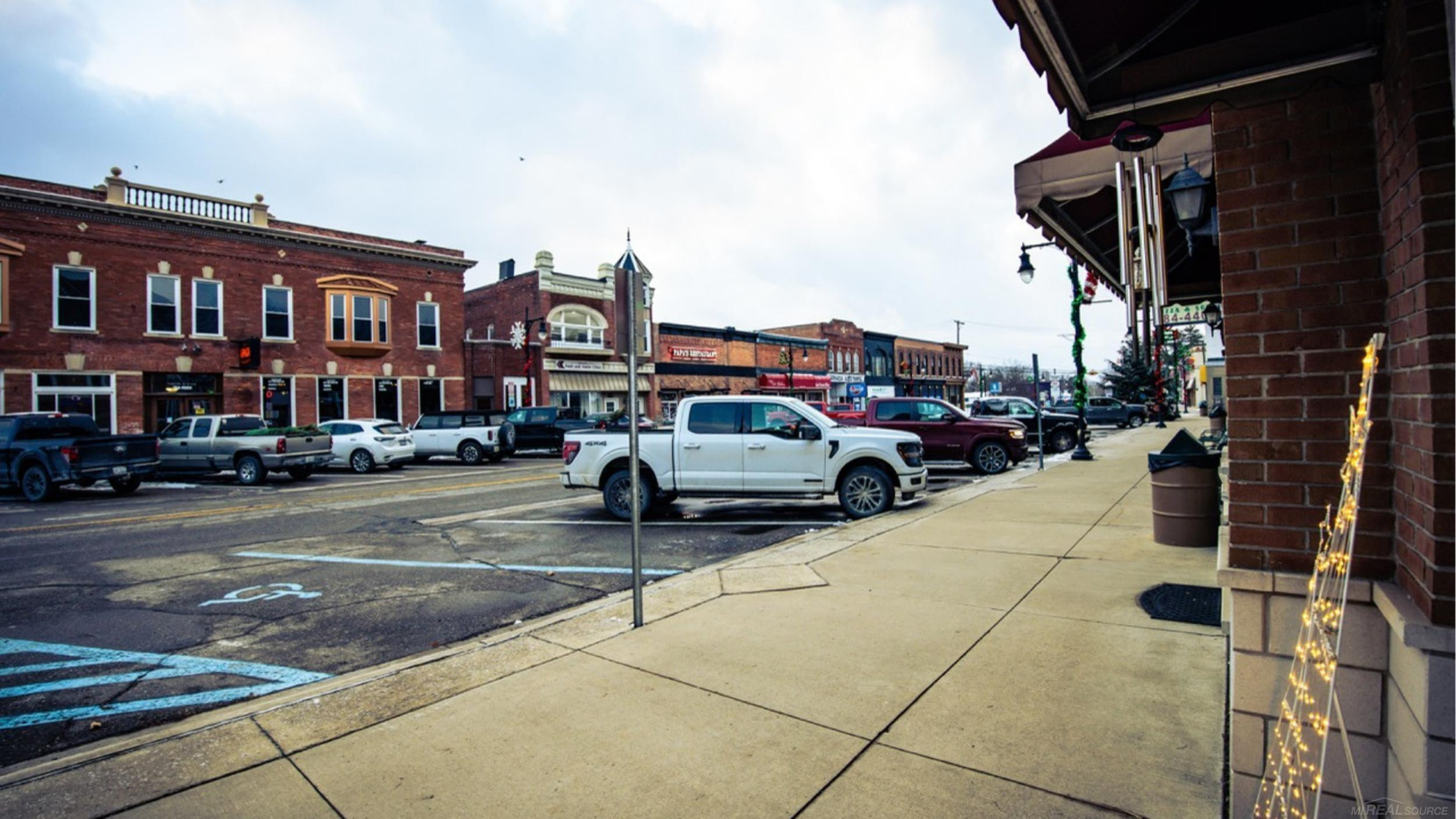 23091 E Main Street, MI — Photo 10