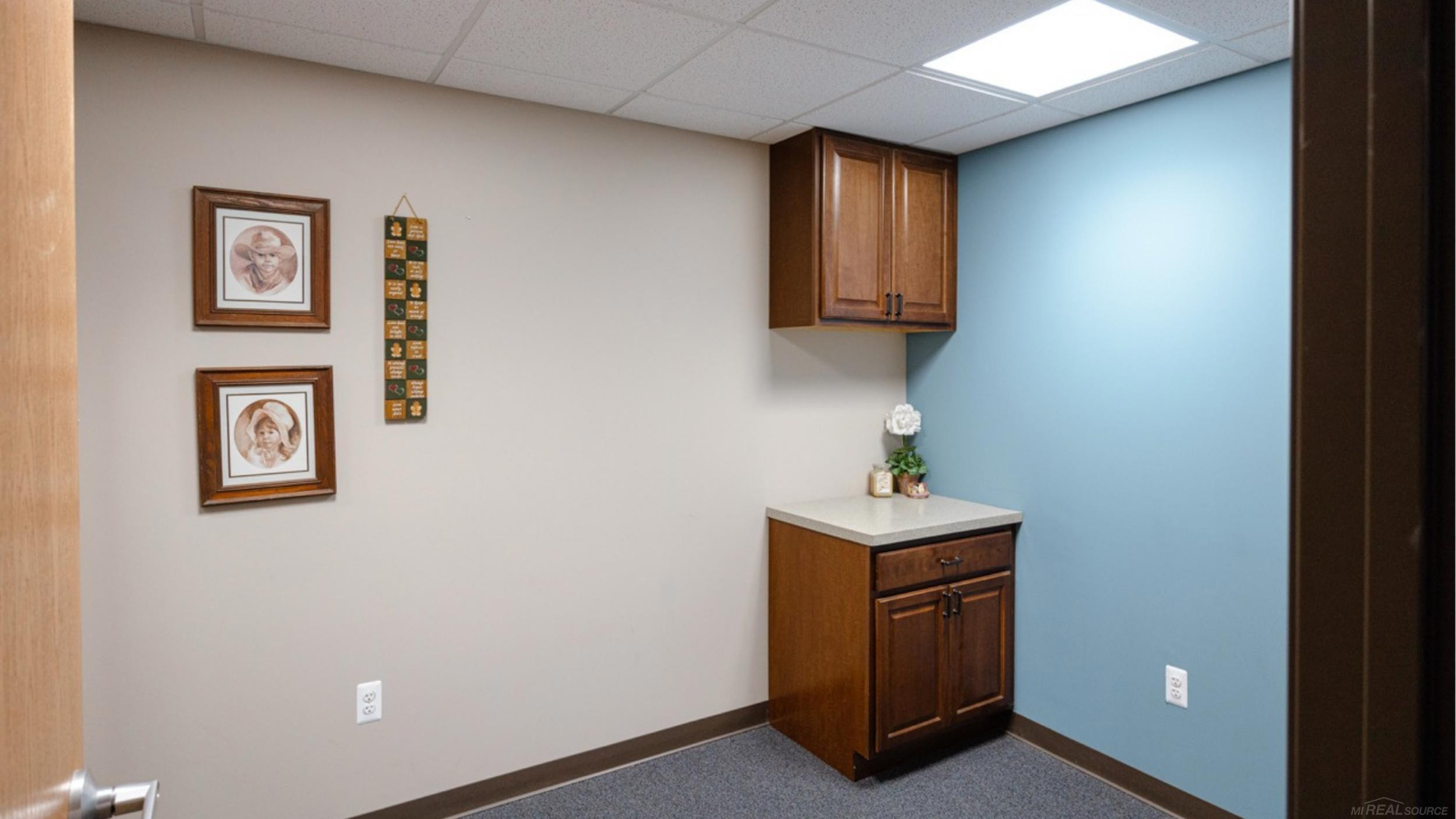 23091 E Main Street, MI — Photo 21