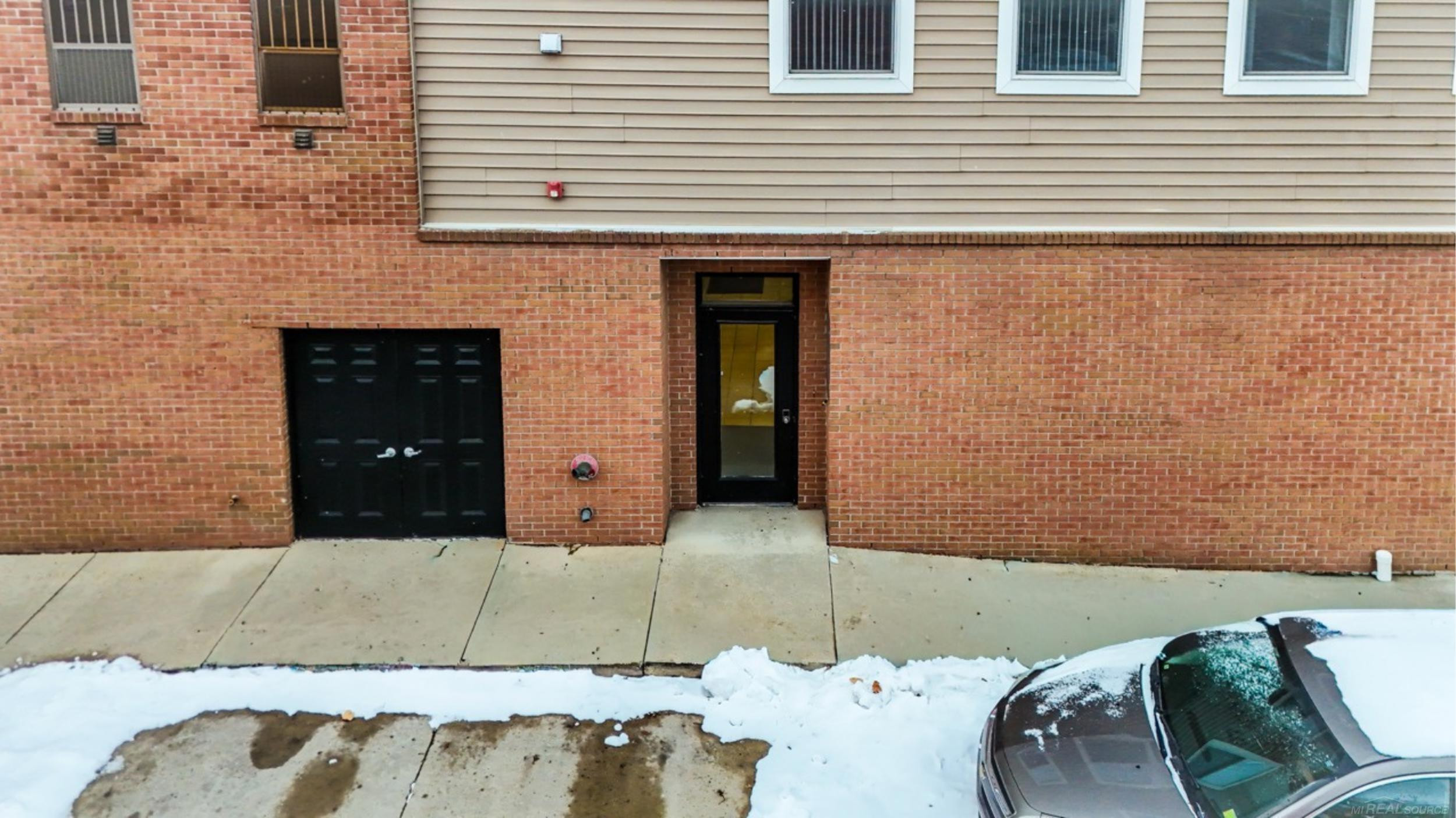 23089 E Main Street, MI — Photo 12