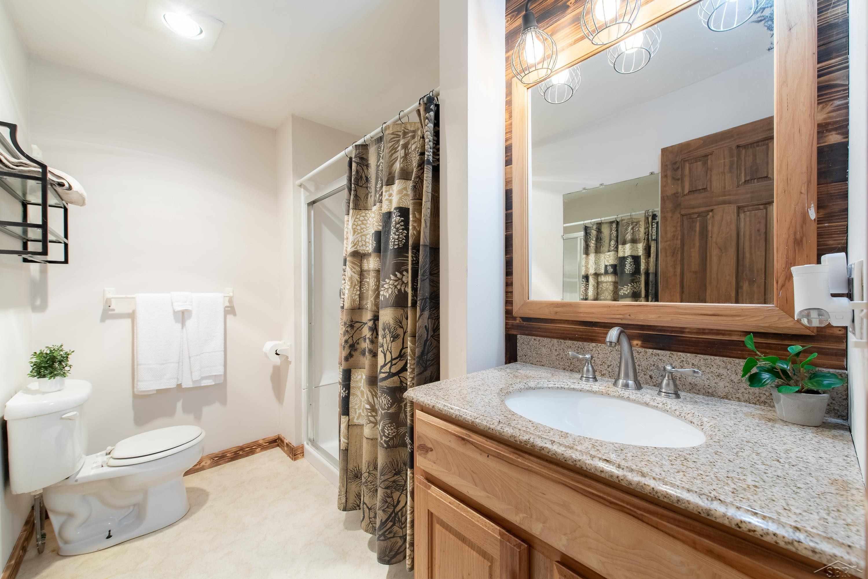 1037 W Marsh Court, Sanford, MI 48657 — Photo 22