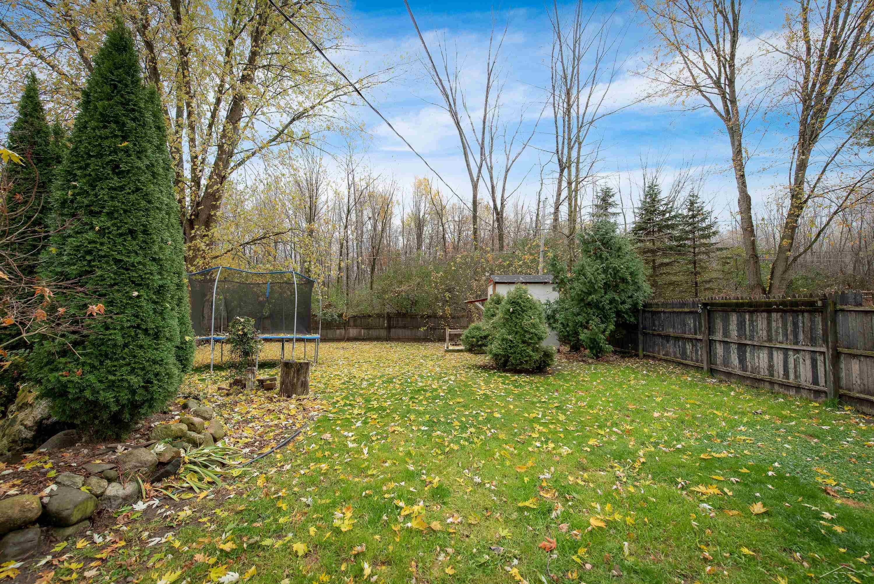 1037 W Marsh Court, Sanford, MI 48657 — Photo 31
