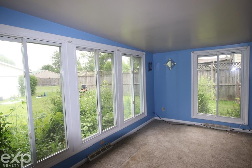 2940 Westland Drive, Port Huron, MI 48060 — Photo 7