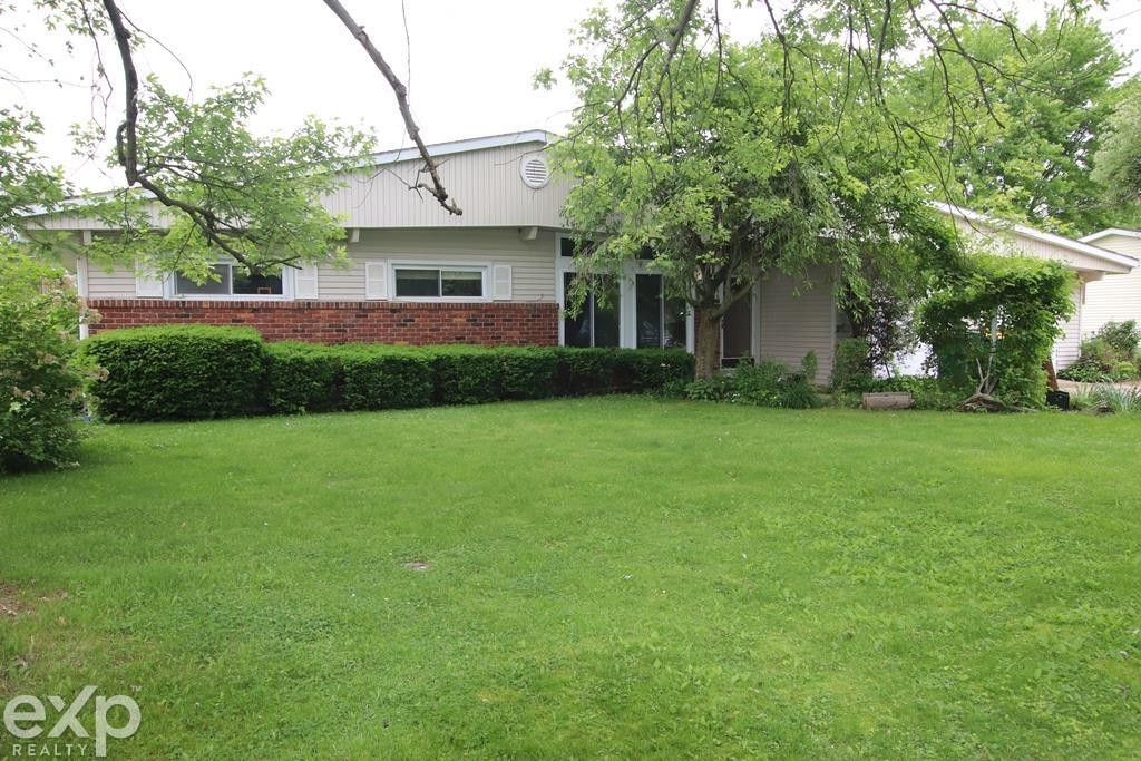 2940 Westland Drive, Port Huron, MI 48060 — Photo 14