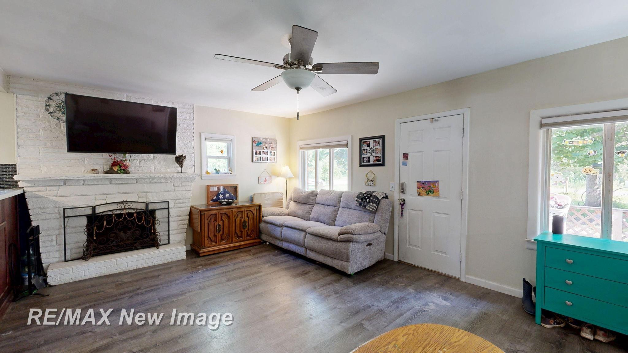9377 Hubbard Road, Davison, MI 48423 — Photo 8