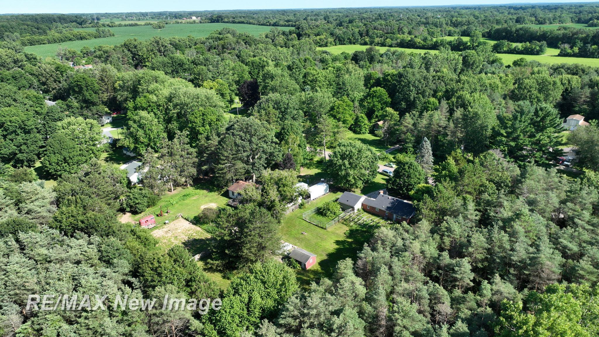 9377 Hubbard Road, Davison, MI 48423 — Photo 19