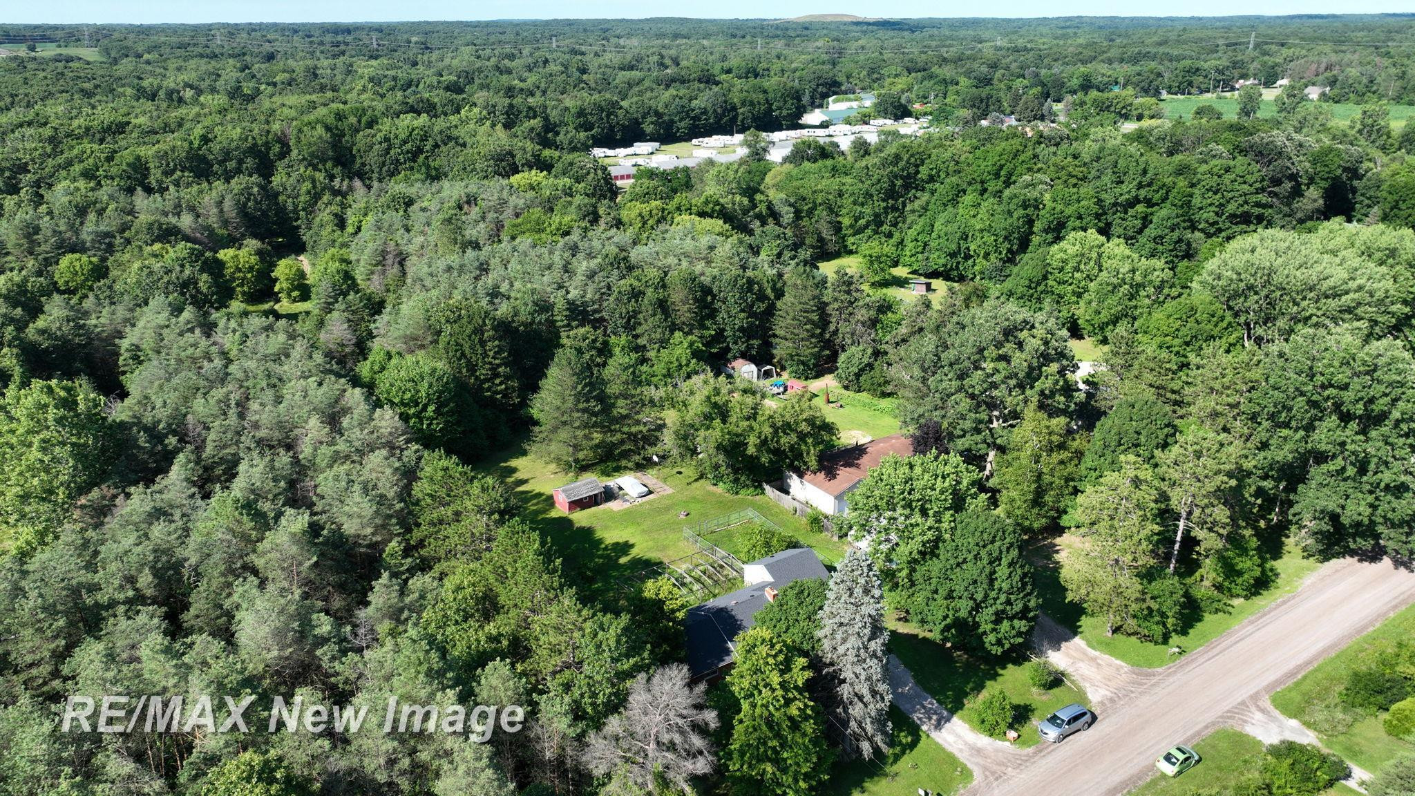 9377 Hubbard Road, Davison, MI 48423 — Photo 21