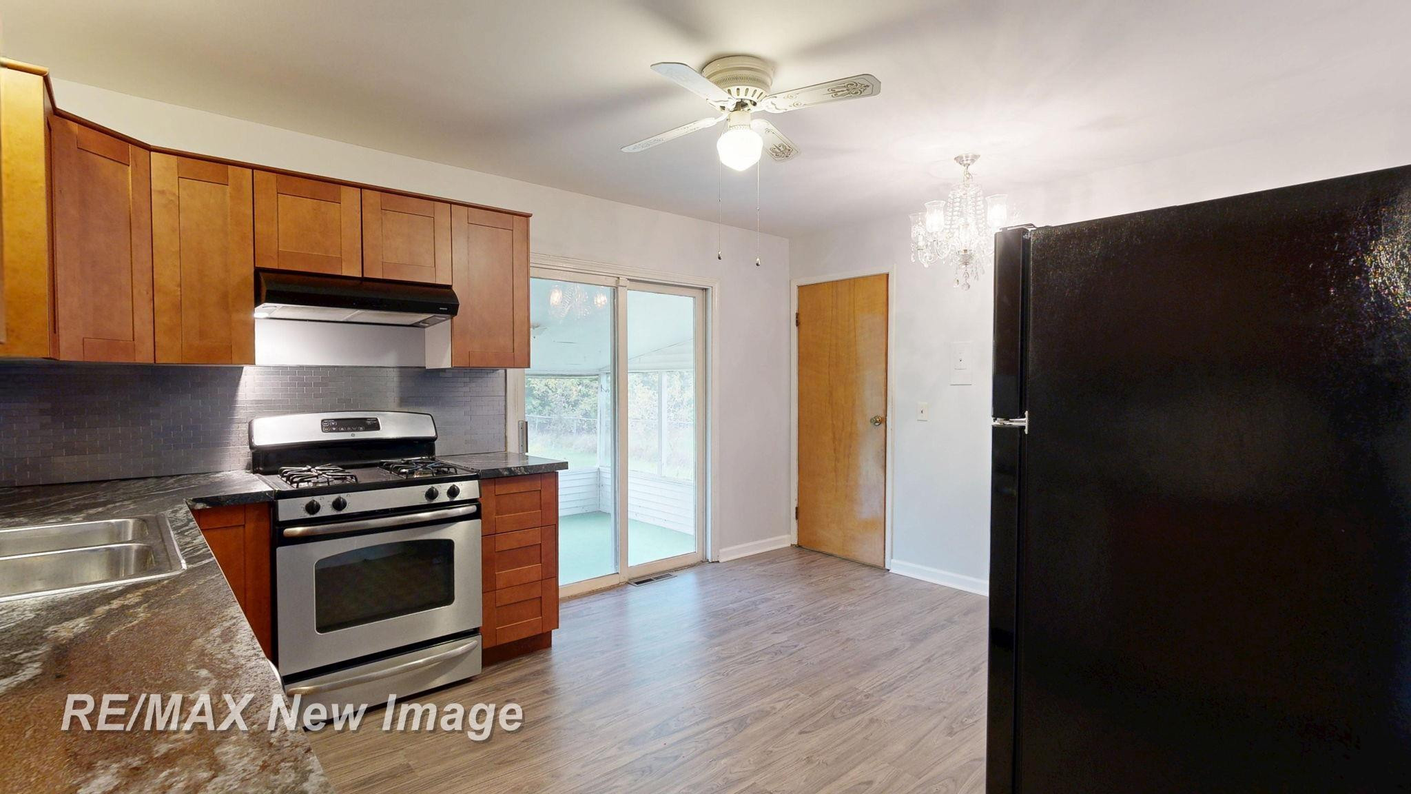427 S 24th Street, Saginaw, MI 48601 — Photo 8