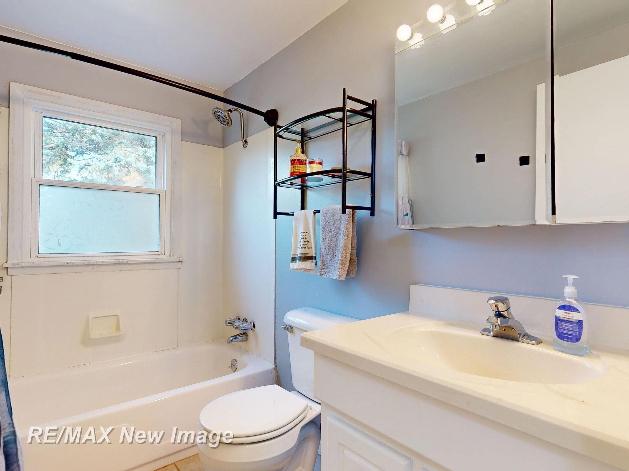 665 Briarwood Drive, Vassar, MI 48768 — Photo 34