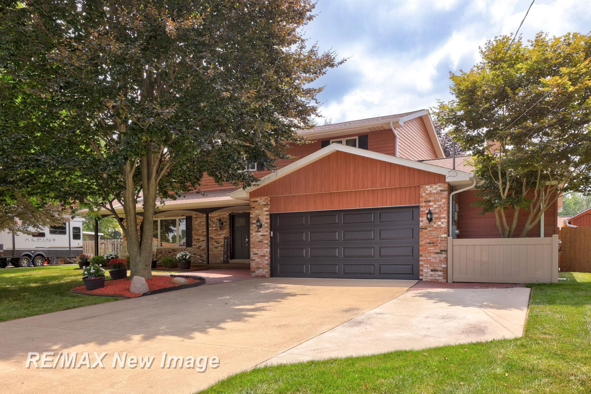8889 Crooked Creek Drive, Saginaw, MI 48609 — Photo 5