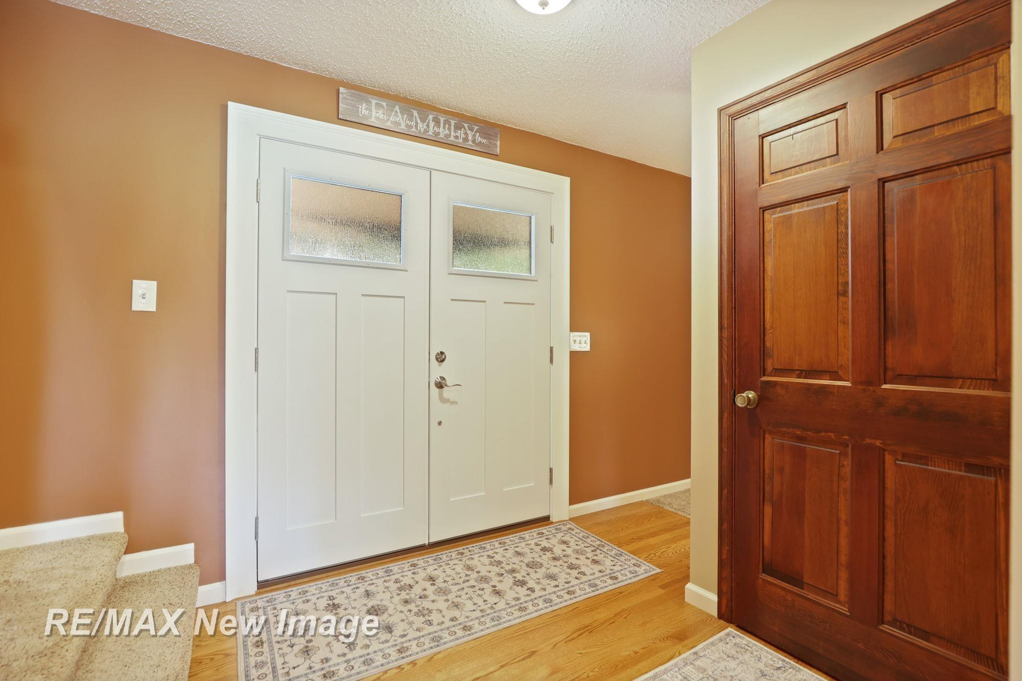 8889 Crooked Creek Drive, Saginaw, MI 48609 — Photo 10