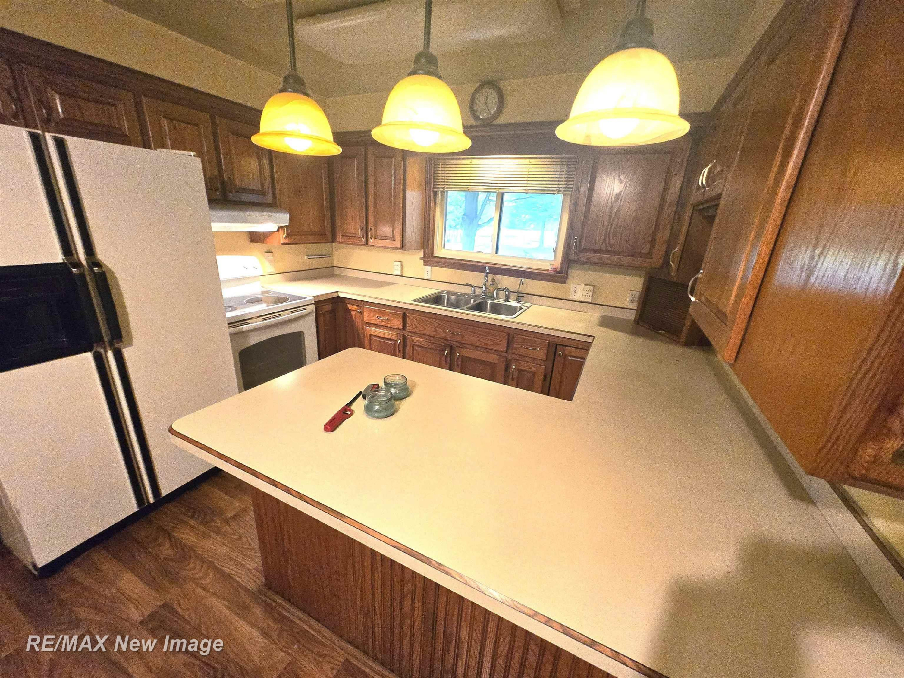 8700 S Hemlock Road, Saint Charles, MI 48655 — Photo 3