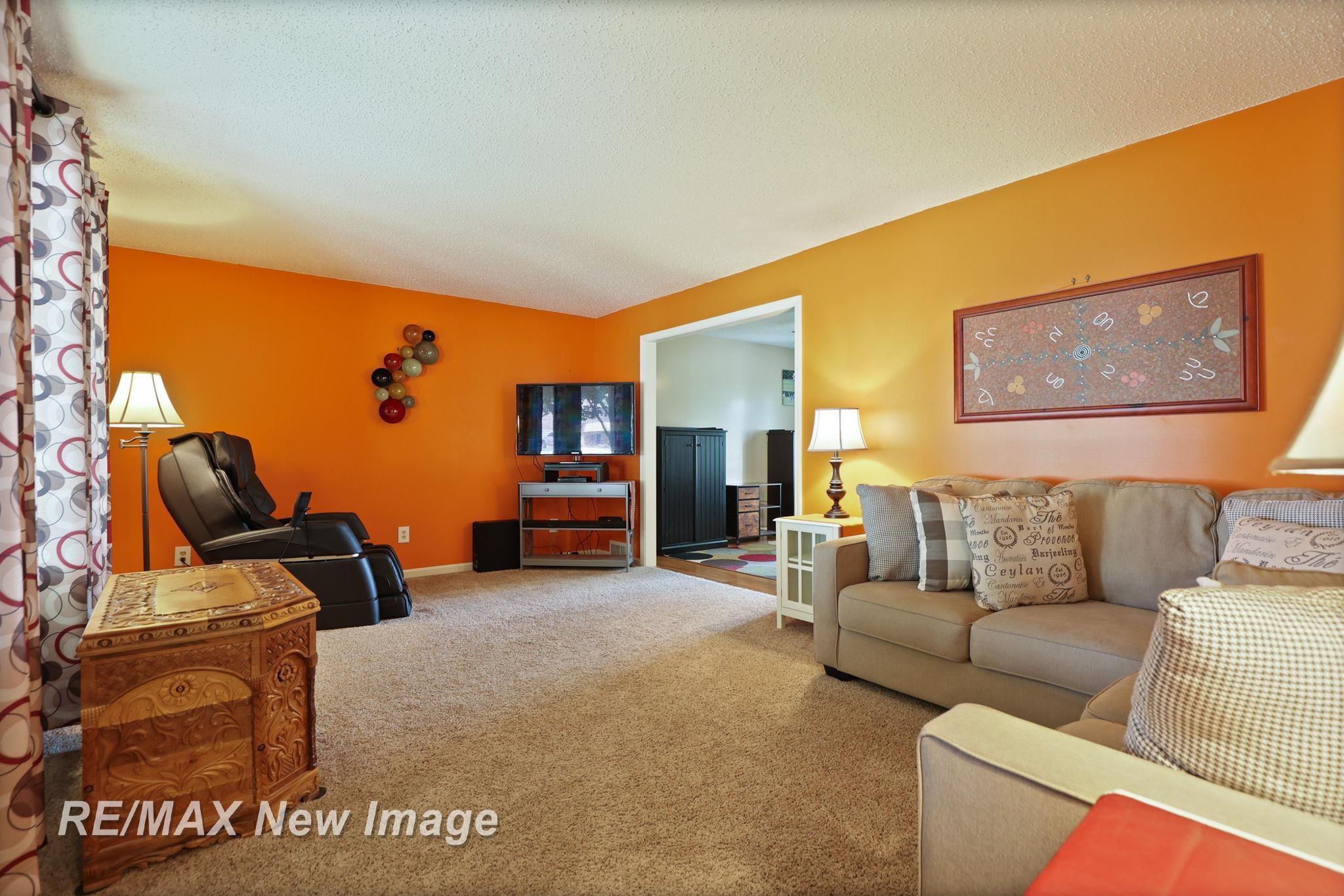 8889 Crooked Creek Drive, Saginaw, MI 48609 — Photo 12