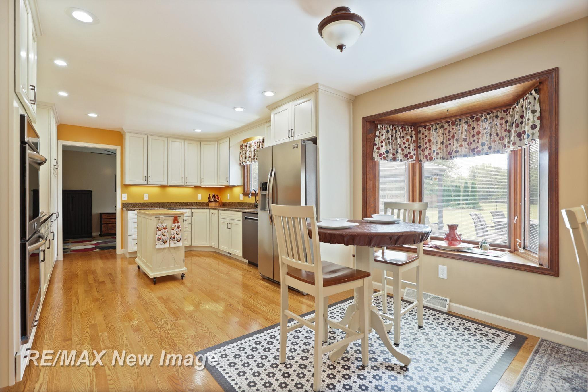 8889 Crooked Creek Drive, Saginaw, MI 48609 — Photo 18