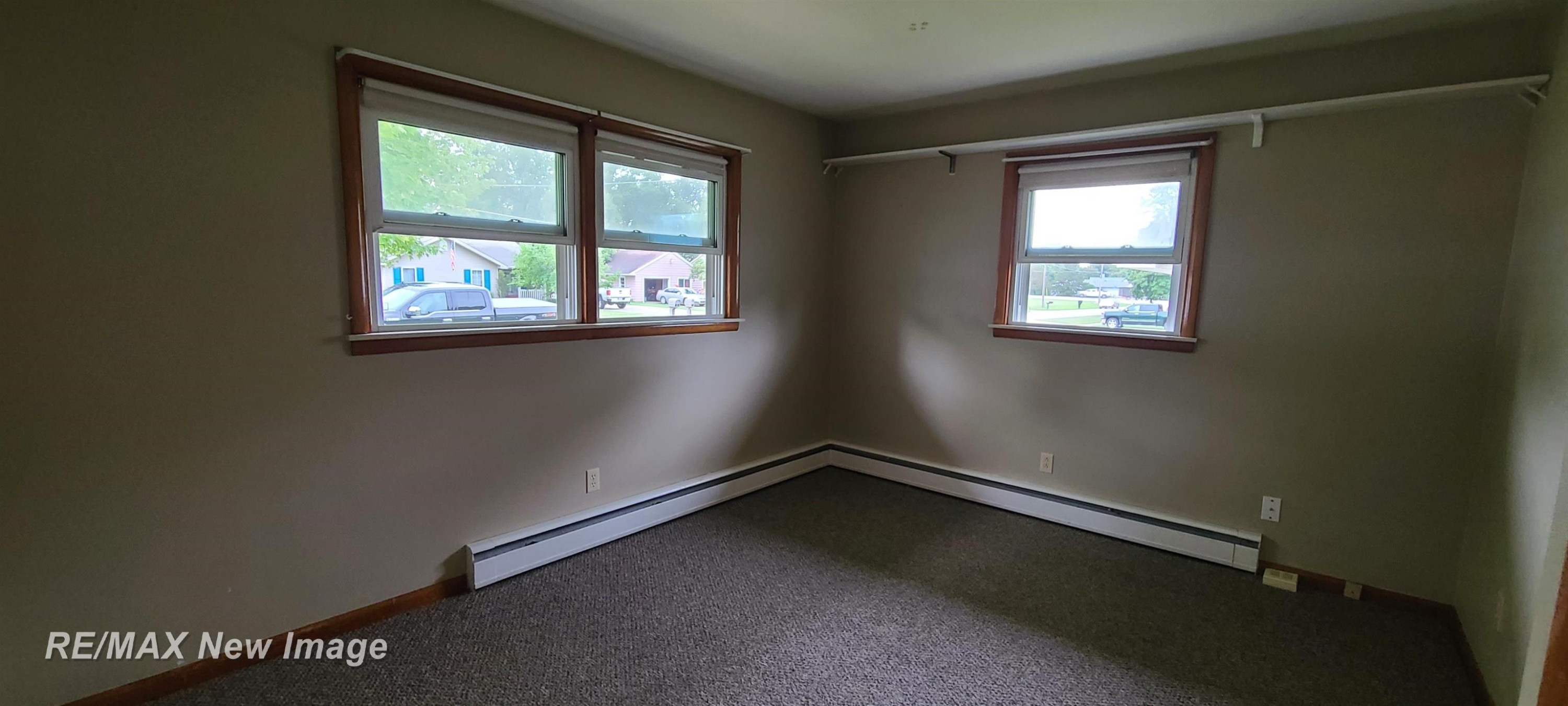 705 E Liberty Street, Chesaning, MI 48616 — Photo 13