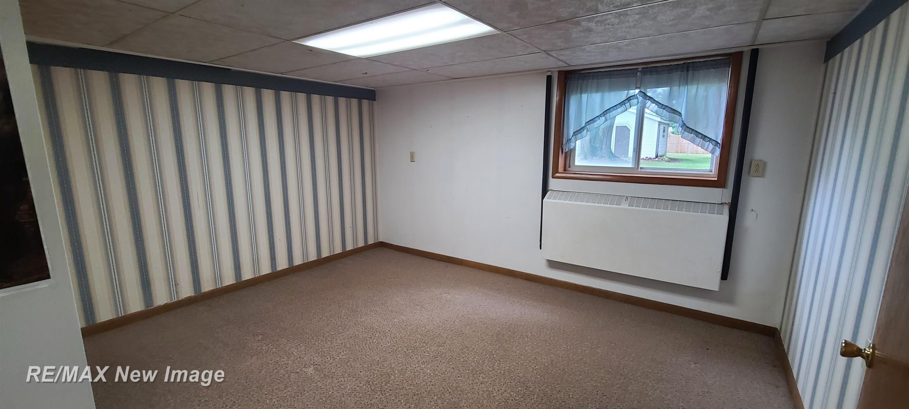 705 E Liberty Street, Chesaning, MI 48616 — Photo 21