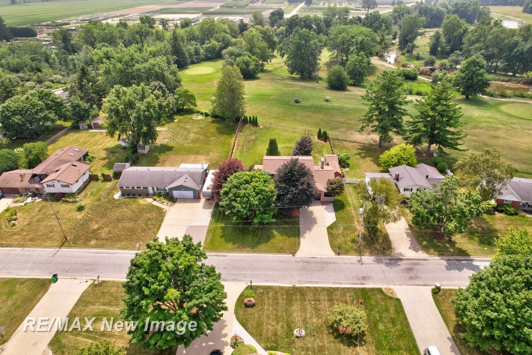 8889 Crooked Creek Drive, Saginaw, MI 48609 — Photo 62