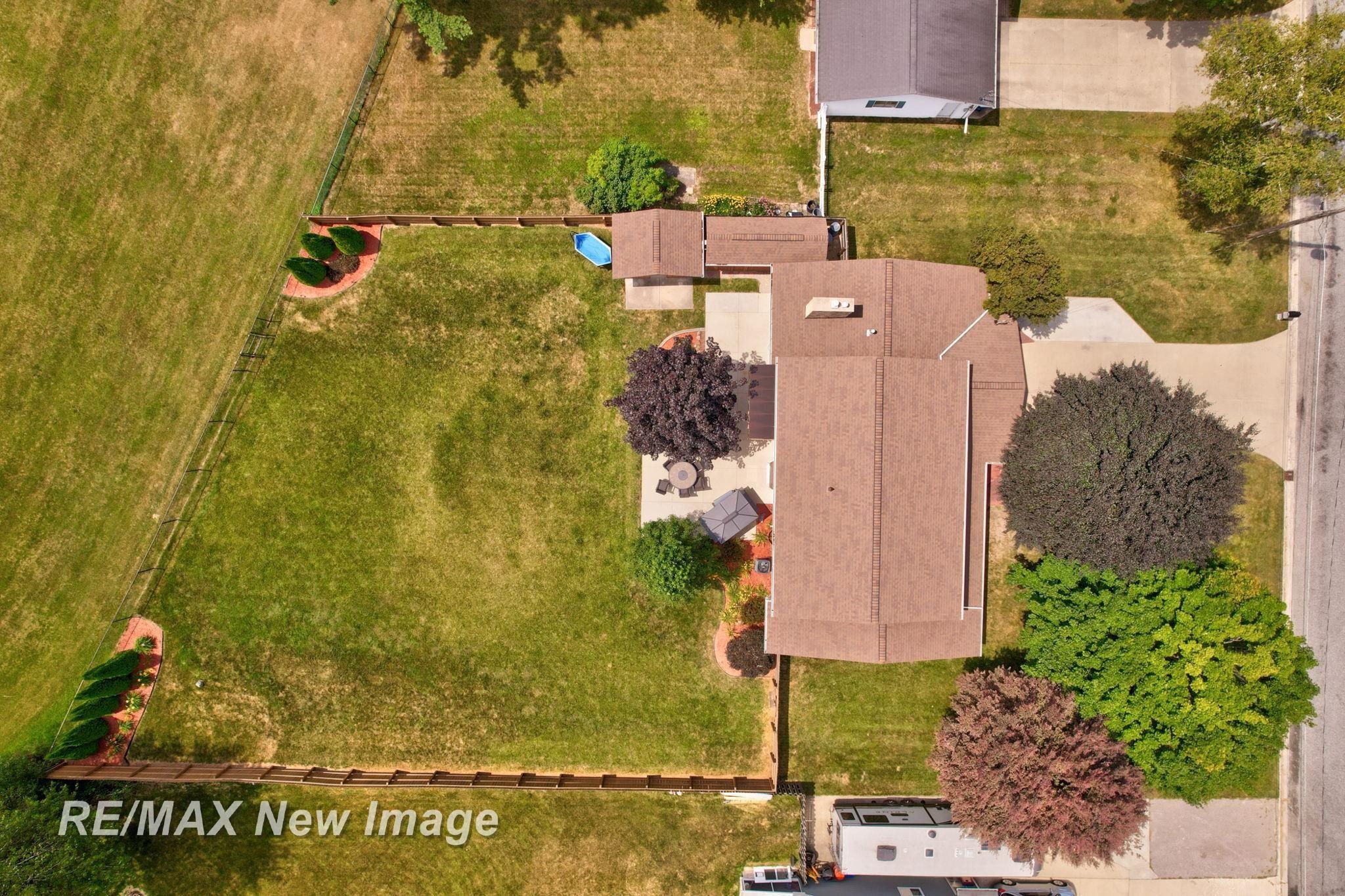 8889 Crooked Creek Drive, Saginaw, MI 48609 — Photo 65