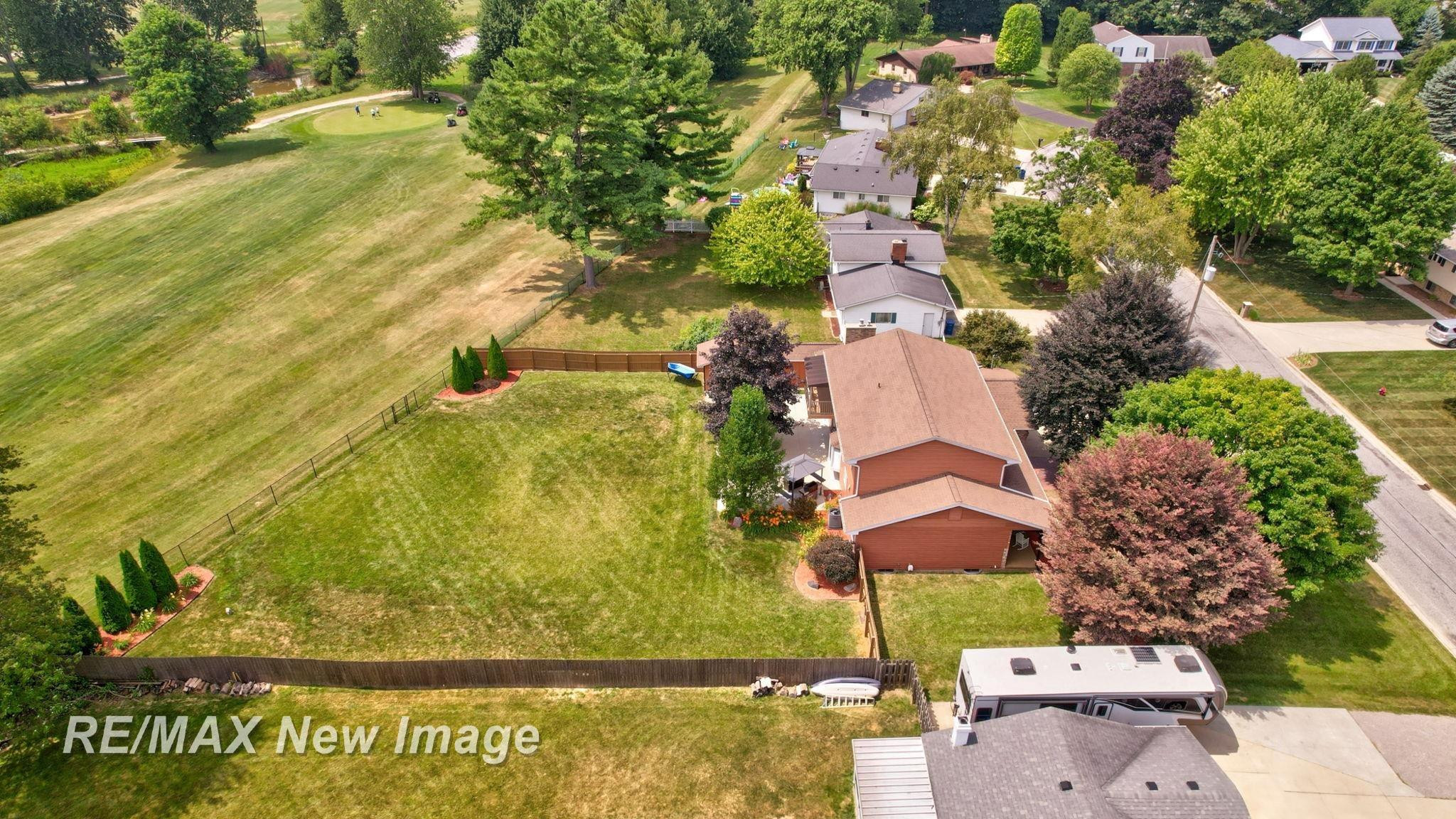 8889 Crooked Creek Drive, Saginaw, MI 48609 — Photo 66