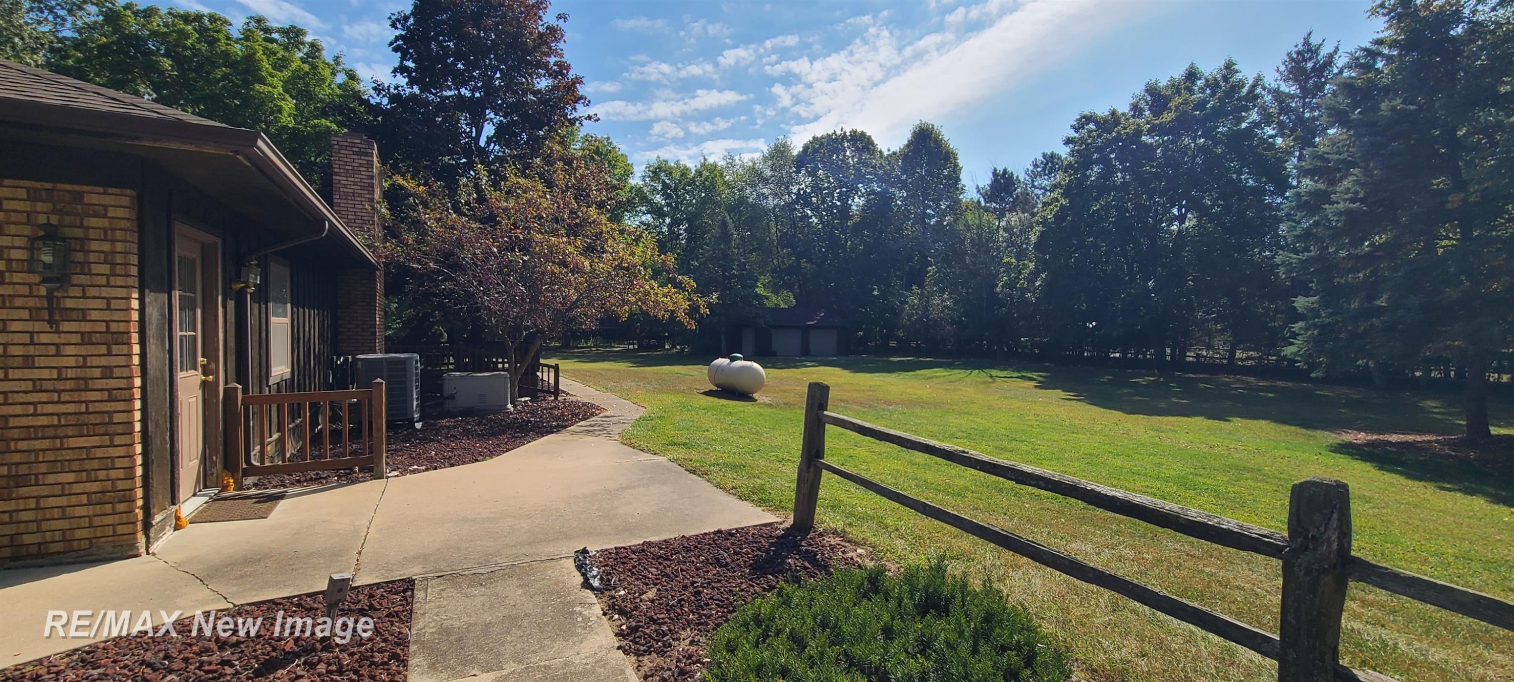 18575 S Raucholz Road, Oakley, MI 48649 — Photo 33