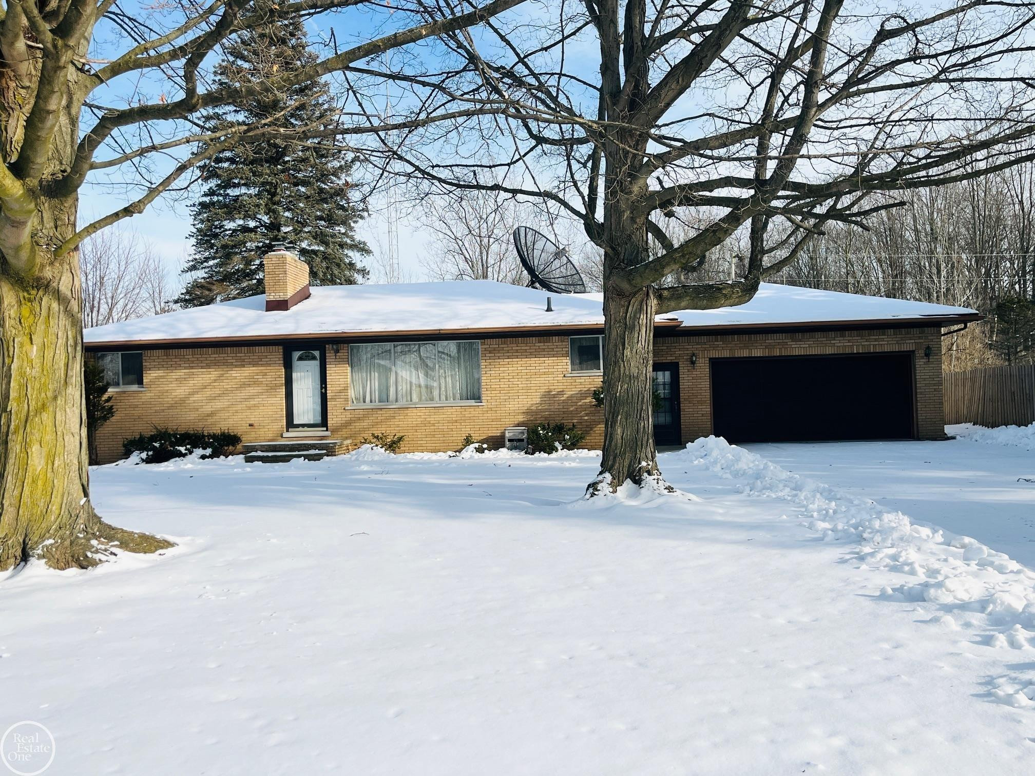227 Connecticut Avenue, Marysville, MI 48040 — Photo 4