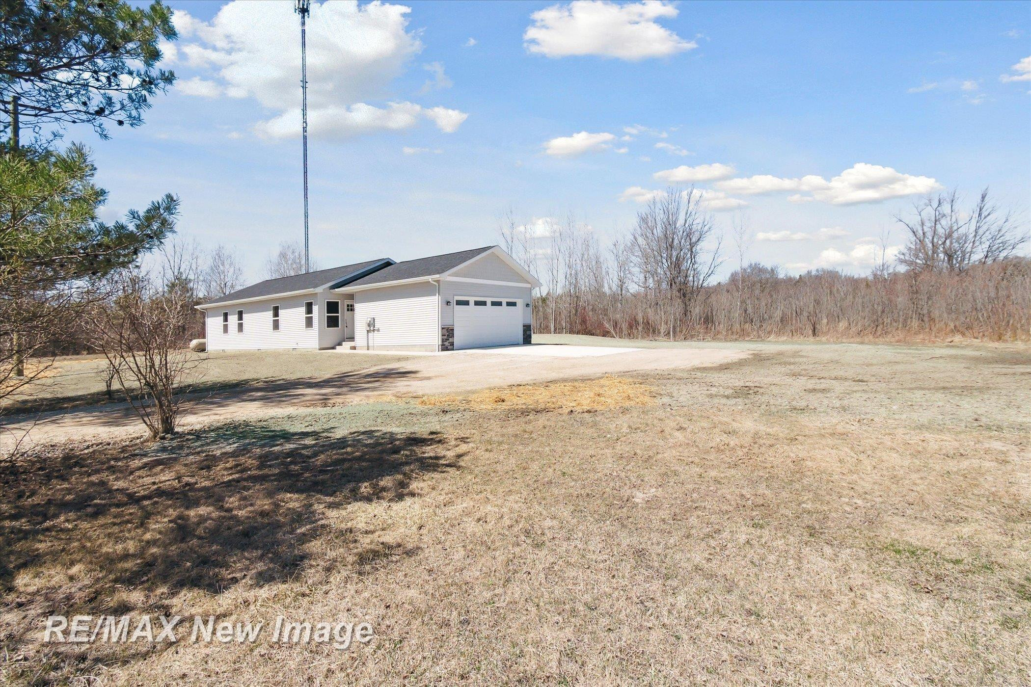 4056 Lang Road, Beaverton, MI 48612 — Photo 3