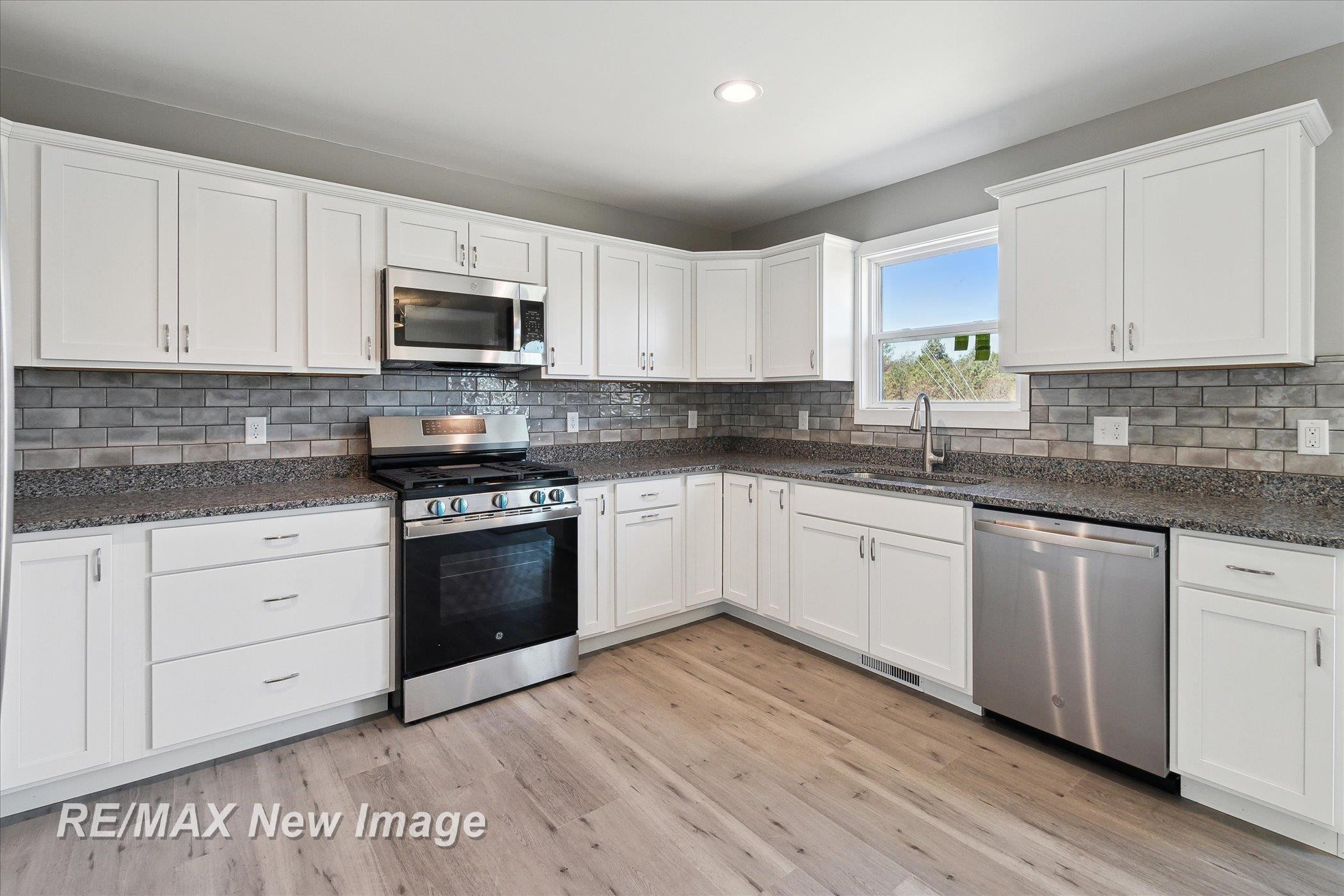 4056 Lang Road, Beaverton, MI 48612 — Photo 10