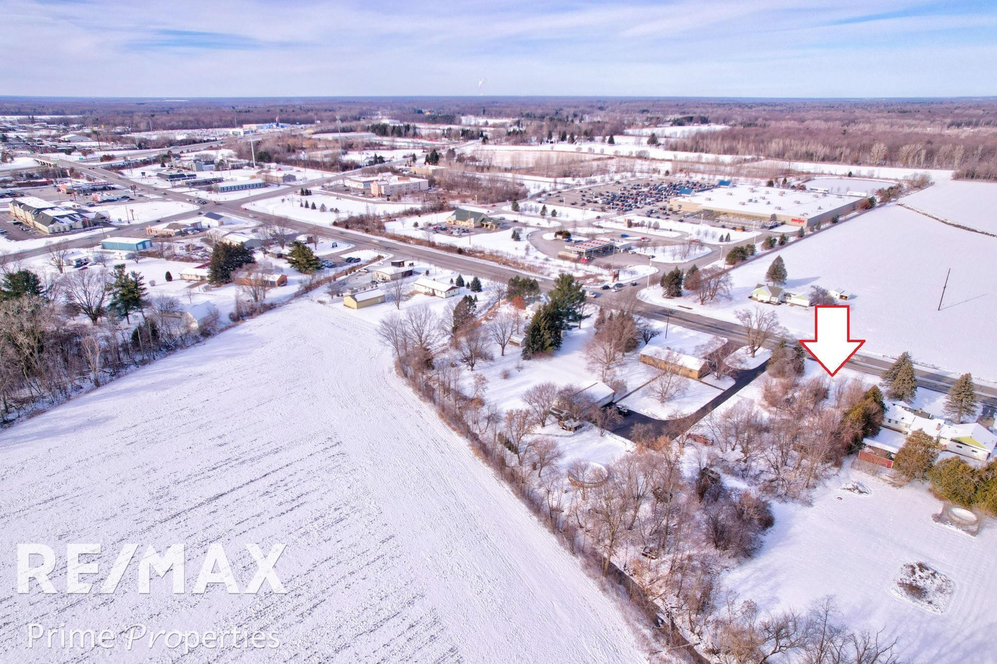 9560 Birch Run Road, Birch Run, MI 48415 — front exterior