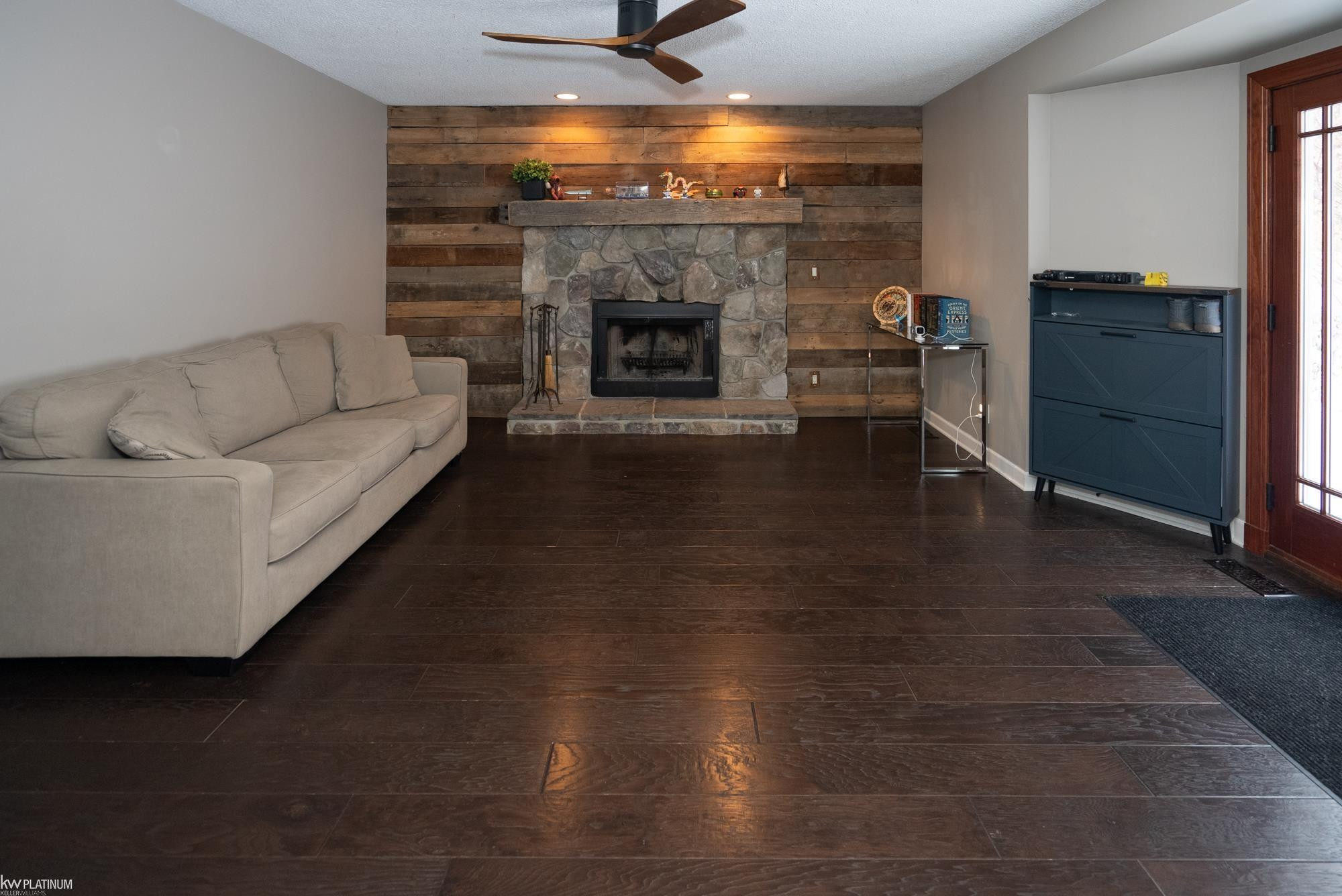 118 Jamestown Drive, Metamora, MI 48455 — Photo 2