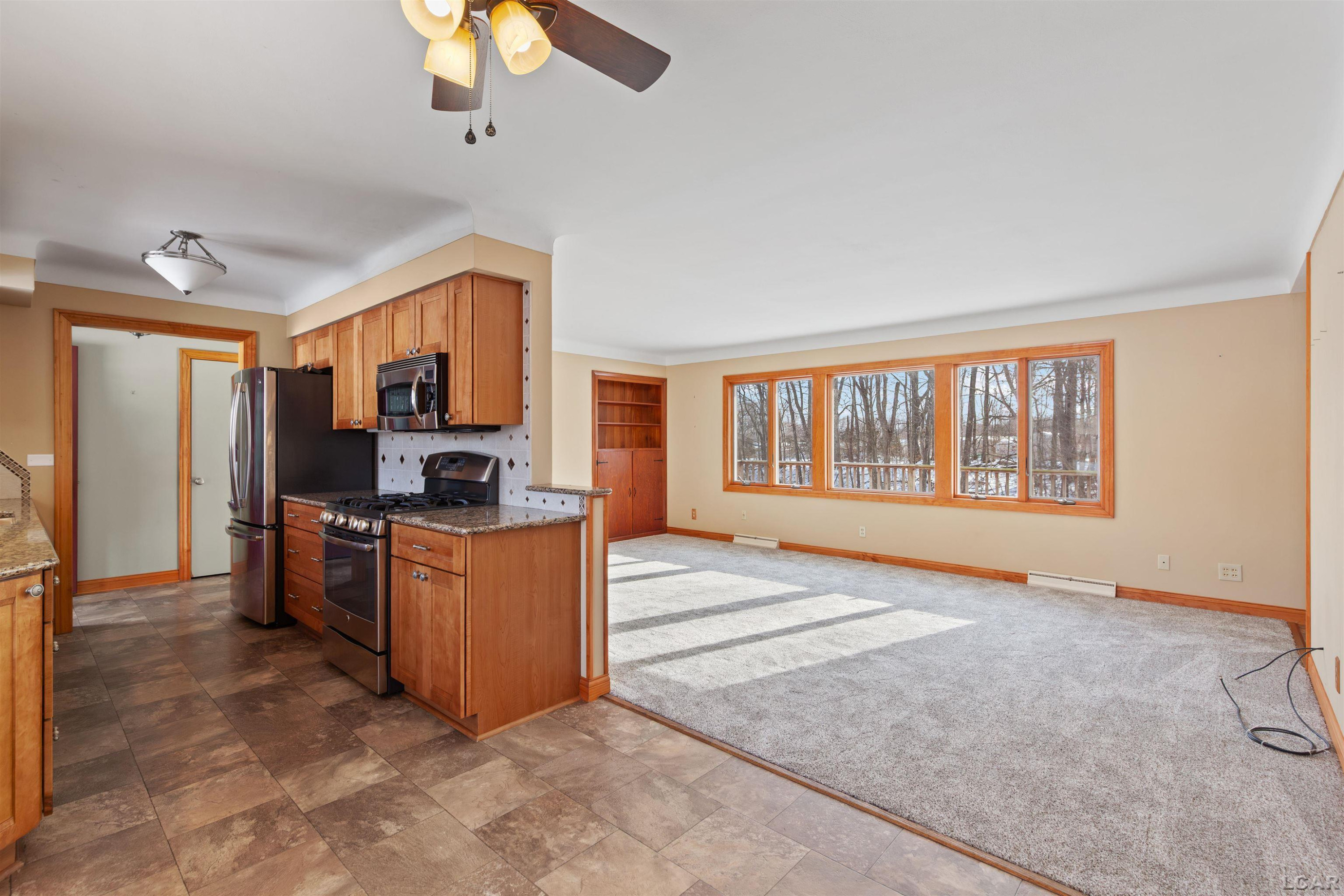 9249 TONNEBERGER Drive, Tecumseh, MI 49286 — Photo 8