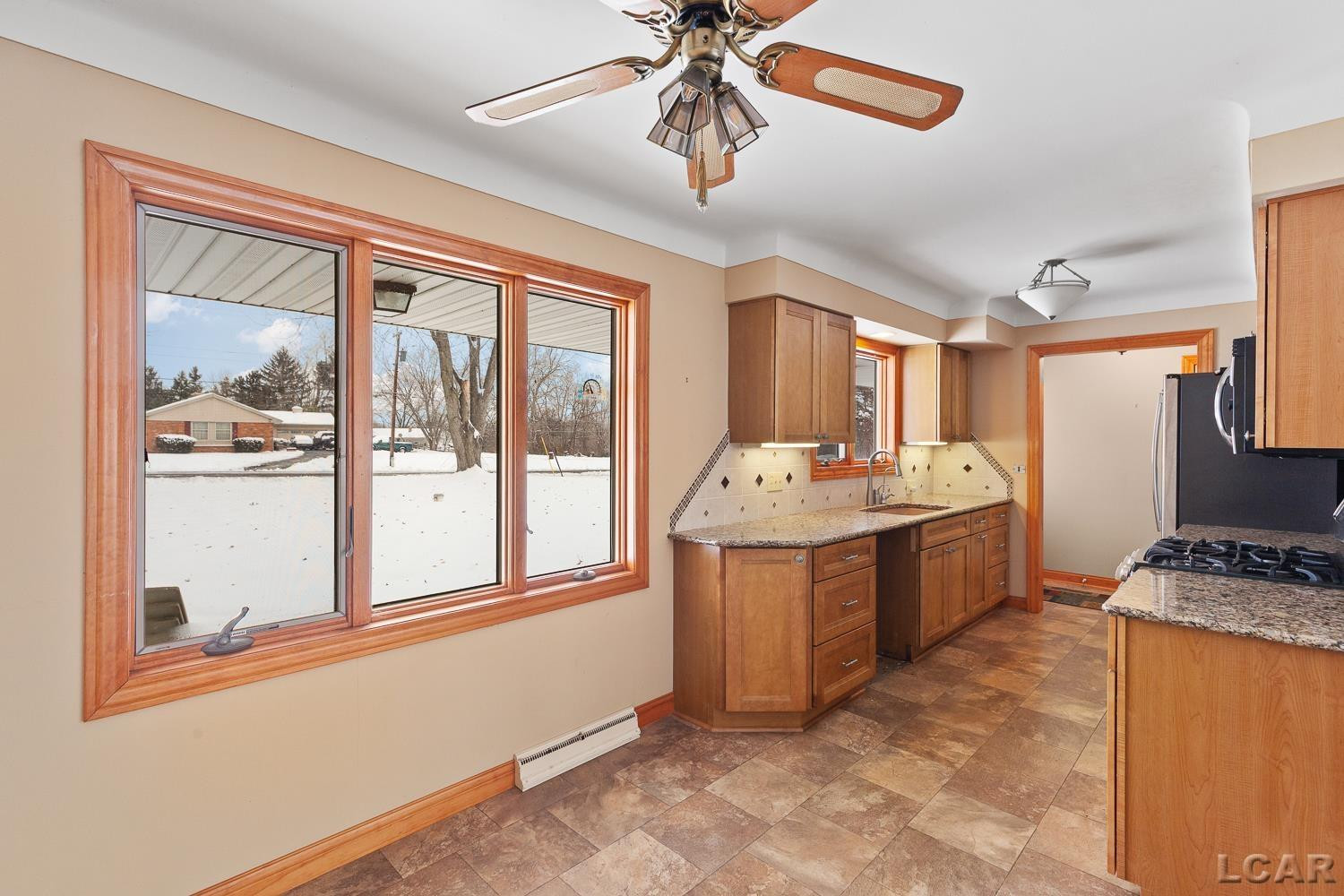 9249 TONNEBERGER Drive, Tecumseh, MI 49286 — Photo 13