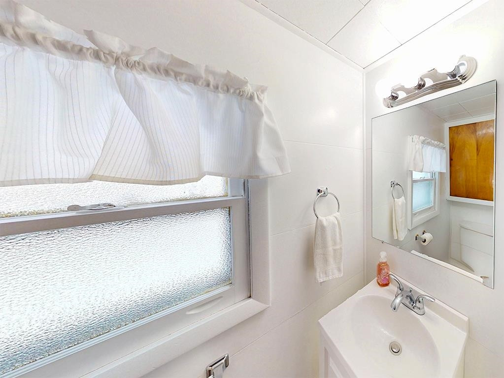 219 S Mizner Street, Corunna, MI 48817 — Photo 12
