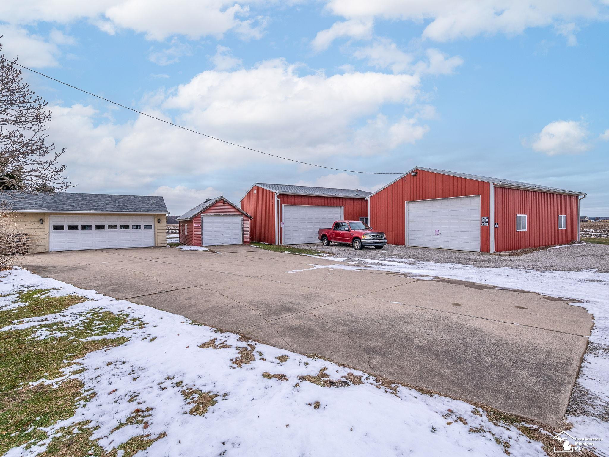 8705 Steffas Road, Monroe, MI 48162 — Photo 10