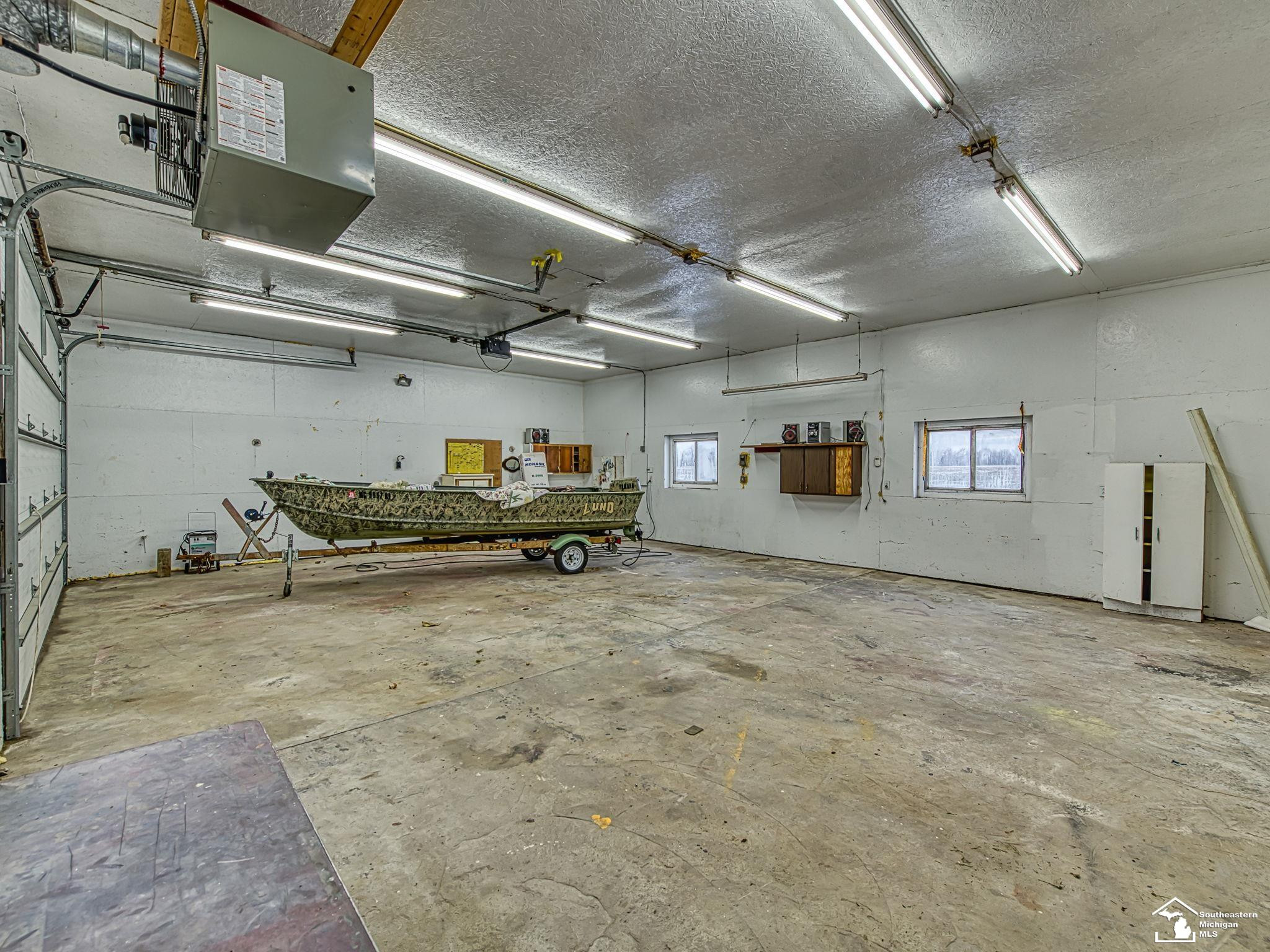 8705 Steffas Road, Monroe, MI 48162 — Photo 11