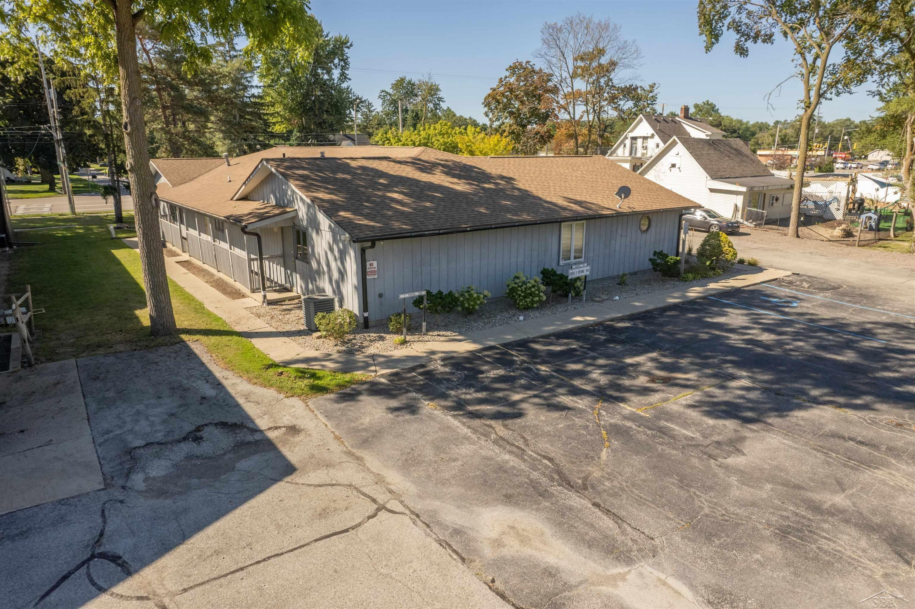 4386 State Street, Saginaw, MI 48603 — Photo 8