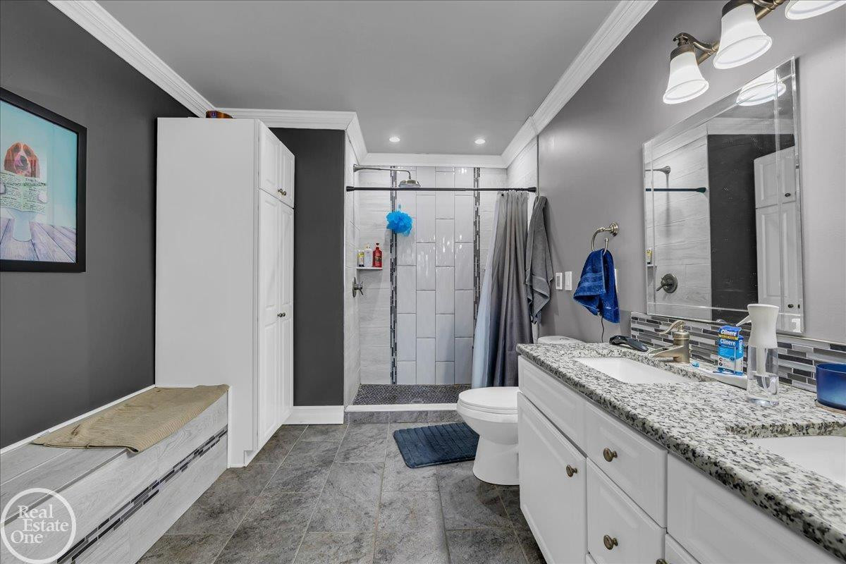 7454 Dyke Road, MI 48001 — Photo 13