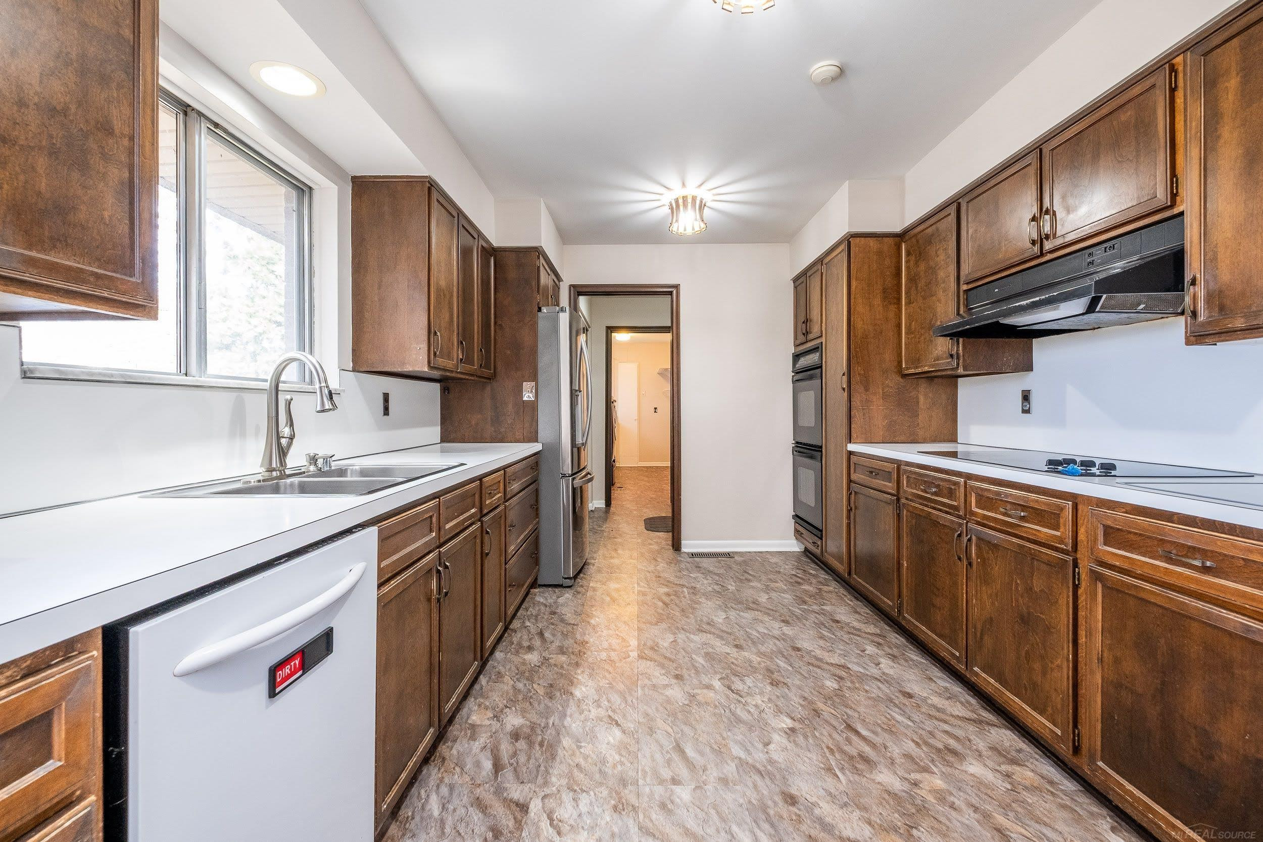 21860 Normandale Street, Beverly Hills, MI 48025 — Photo 16