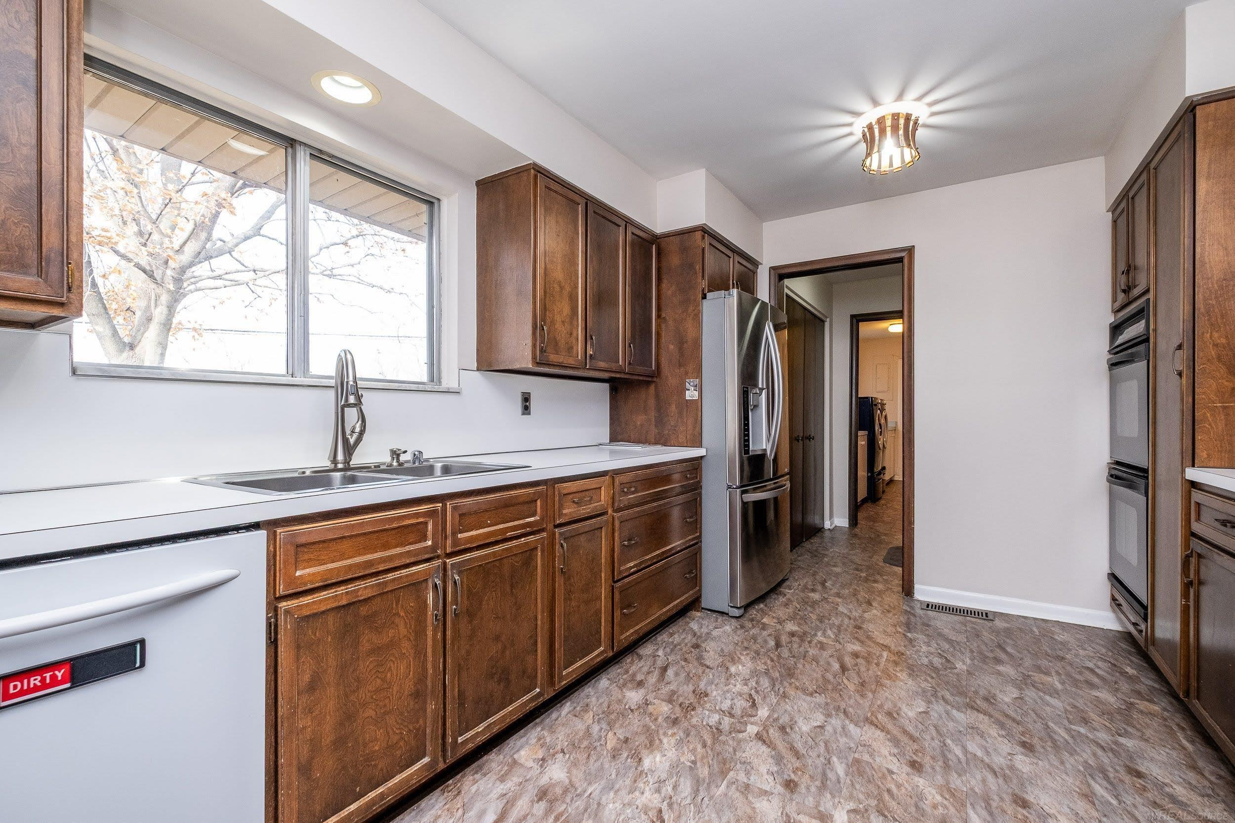 21860 Normandale Street, Beverly Hills, MI 48025 — Photo 18