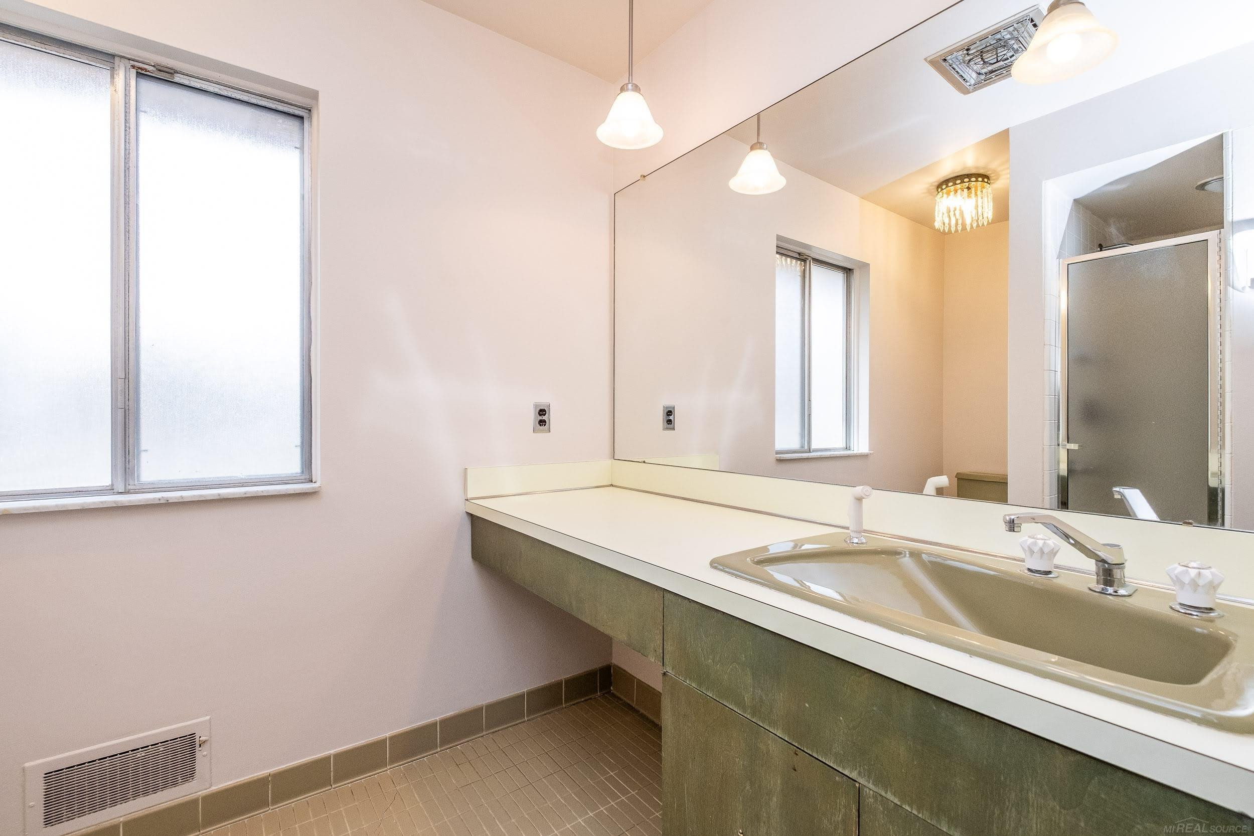 21860 Normandale Street, Beverly Hills, MI 48025 — Photo 26