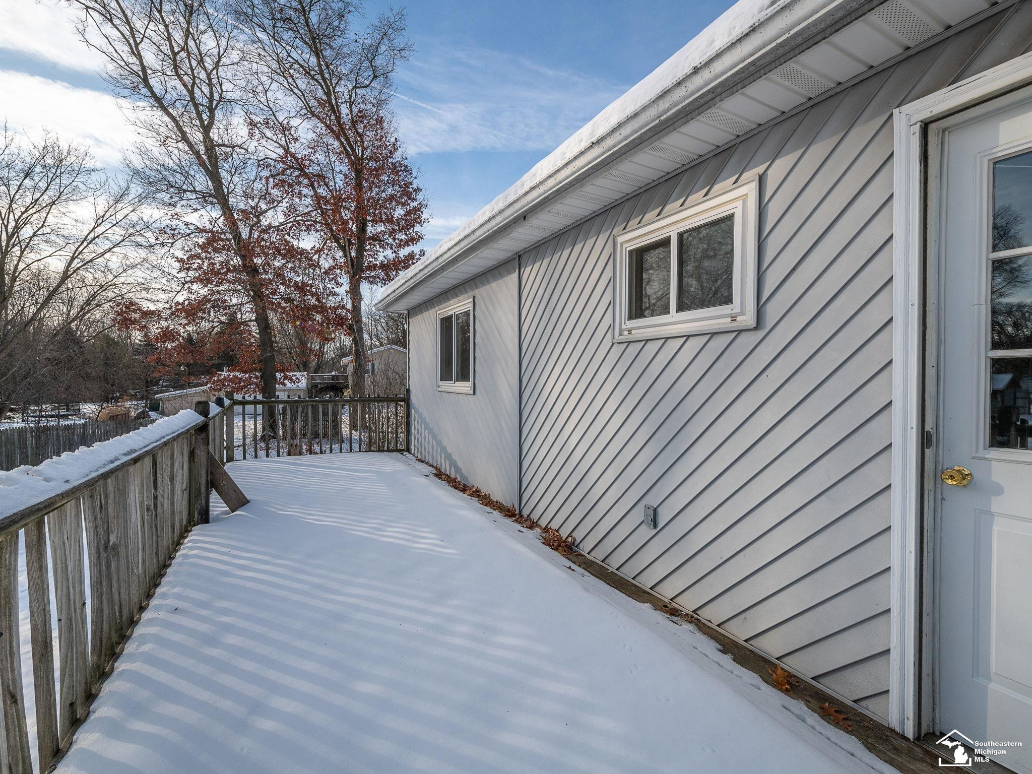 403 Maple Road, Michigan Center, MI 49254 — Photo 24