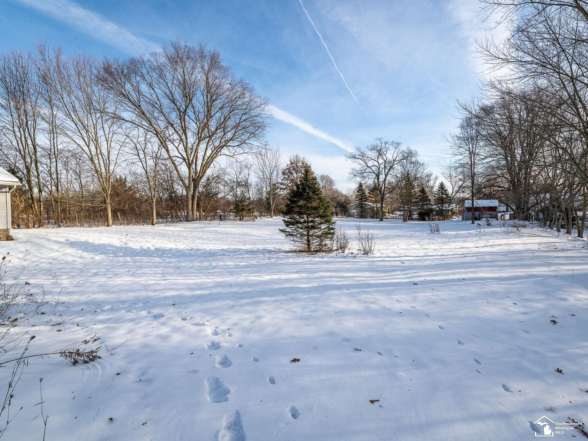 403 Maple Road, Michigan Center, MI 49254 — Photo 27