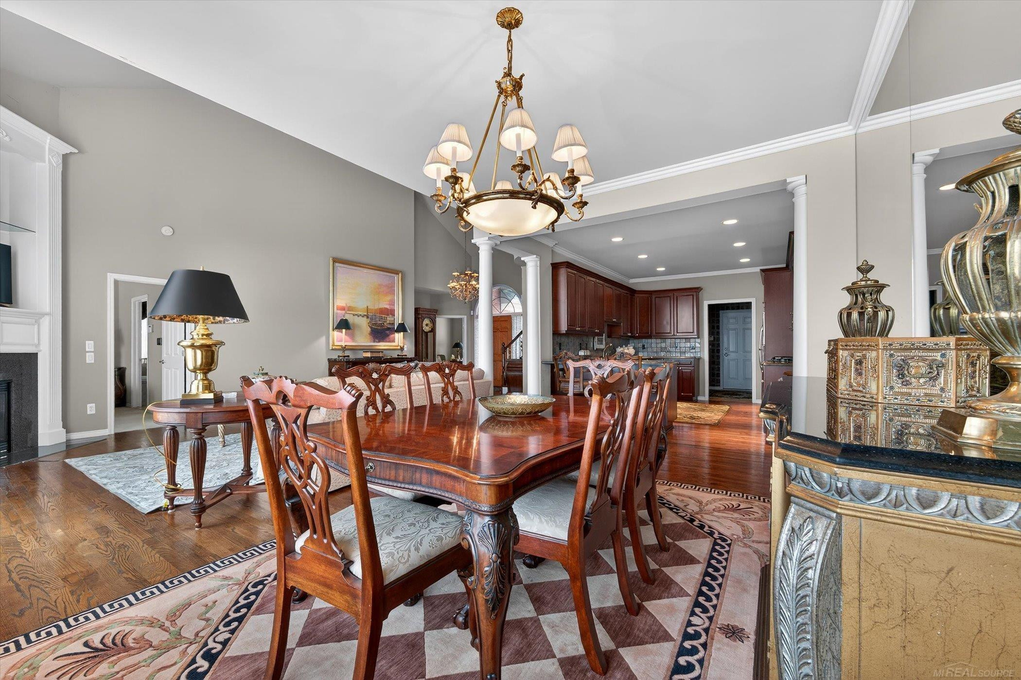 2794 Castlemartin Court, MI 48306 — Photo 9