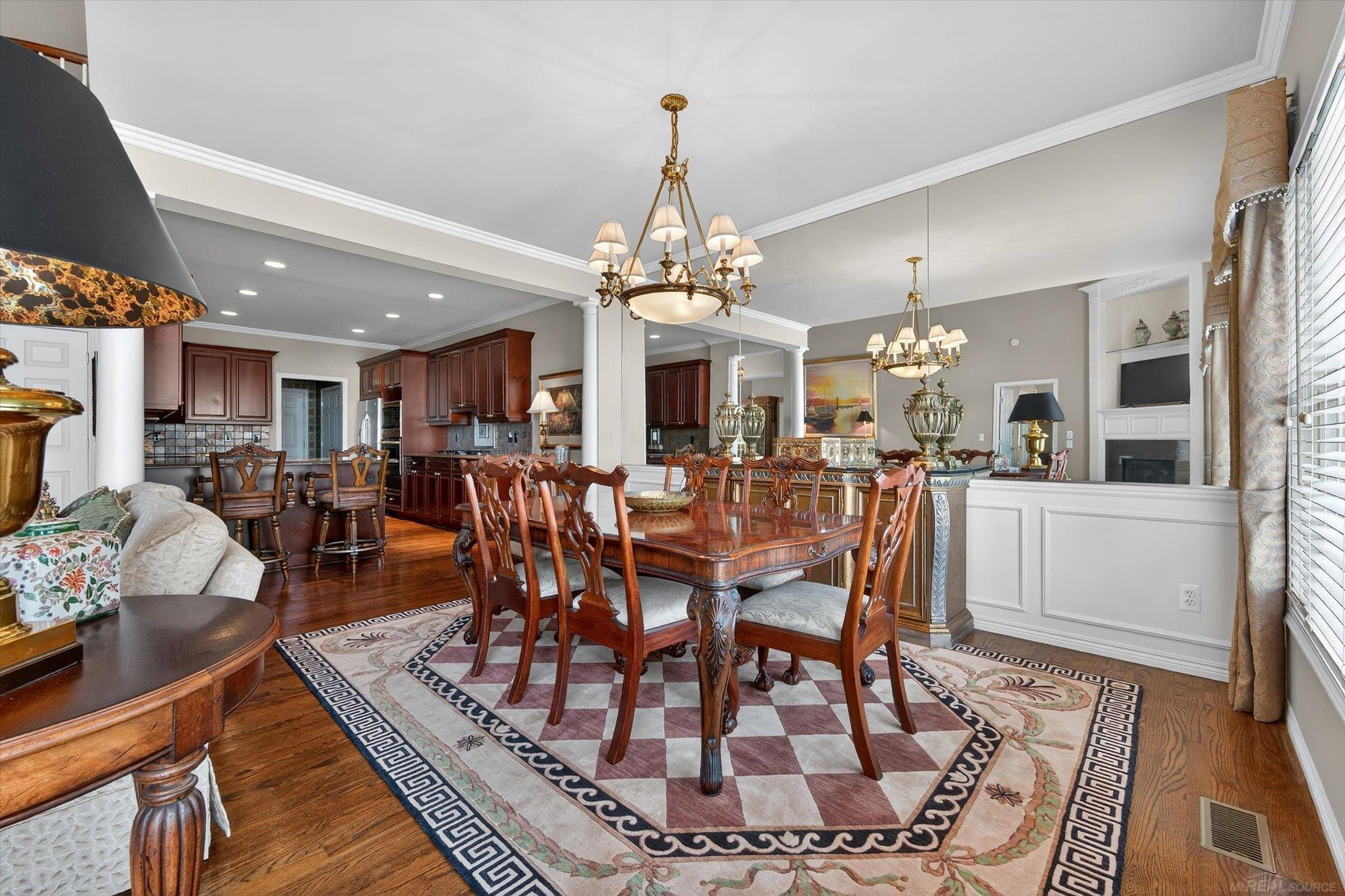 2794 Castlemartin Court, MI 48306 — Photo 10
