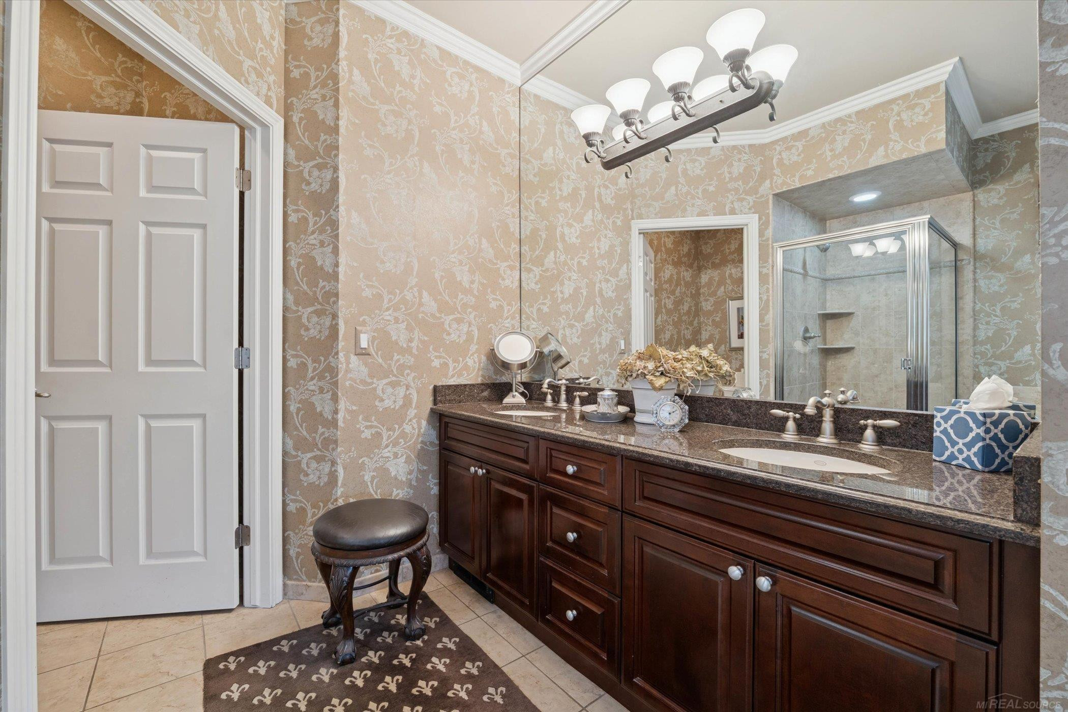 2794 Castlemartin Court, MI 48306 — Photo 25