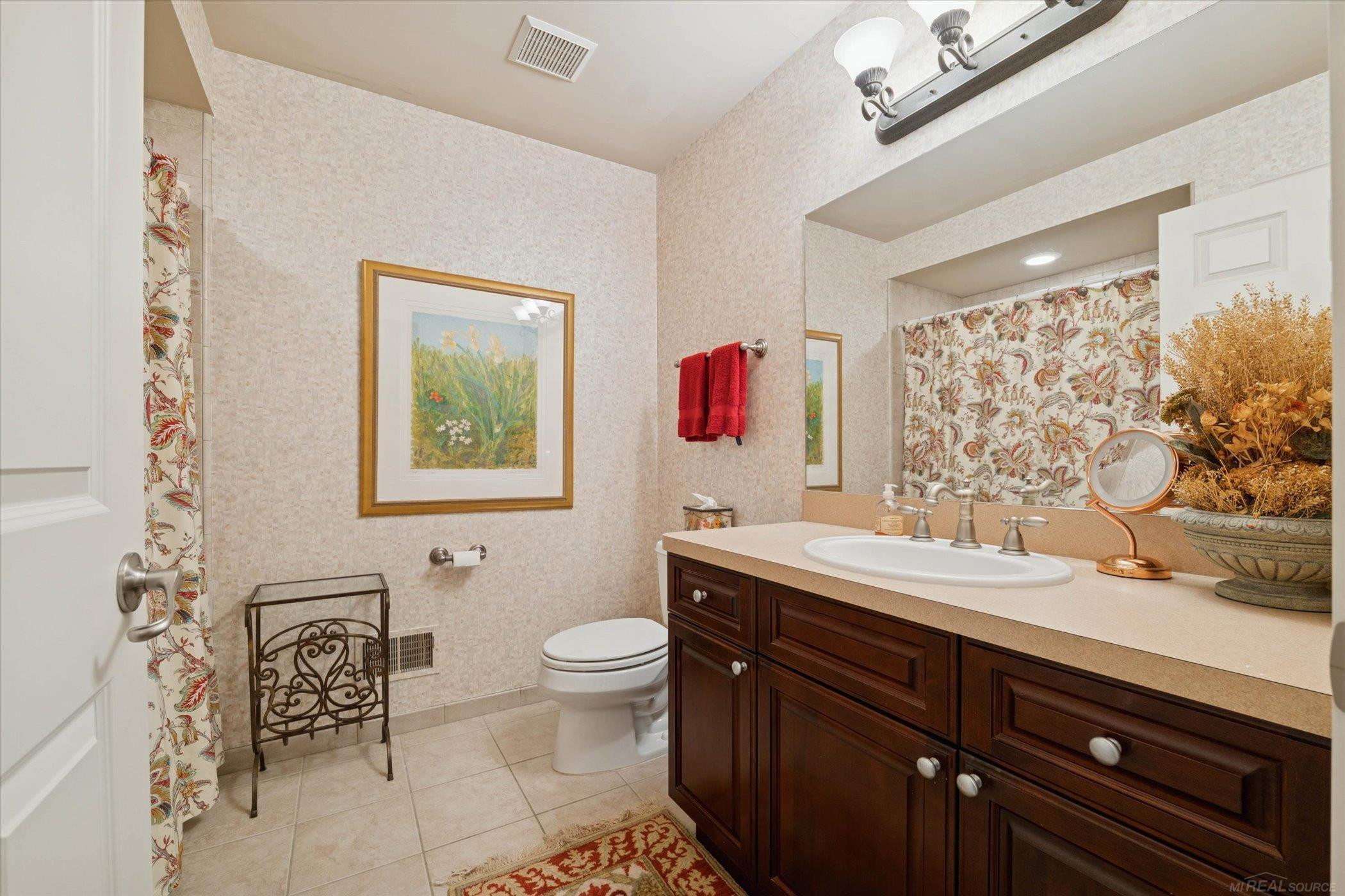 2794 Castlemartin Court, MI 48306 — Photo 28