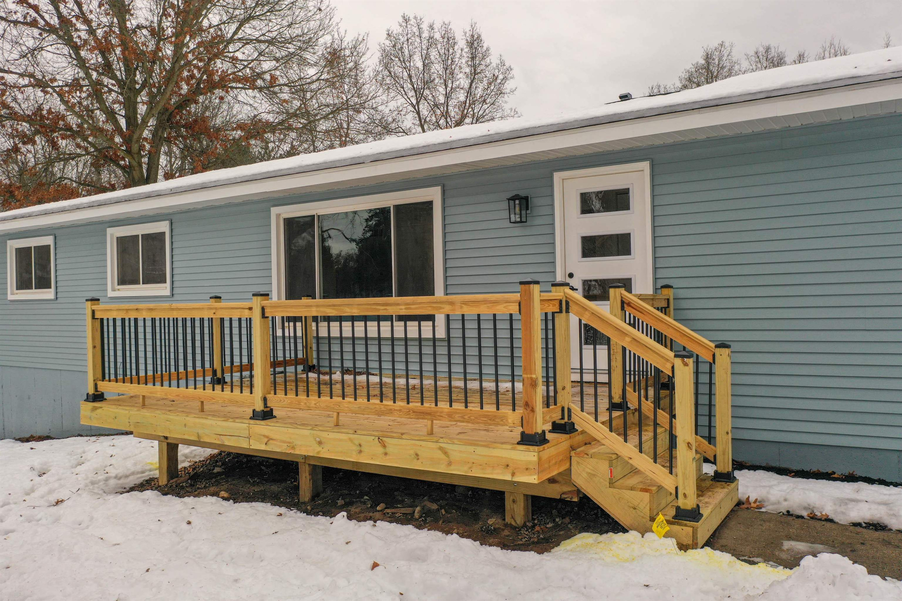 9550 Colgate Avenue, Clarkston, MI 48348 — Photo 2